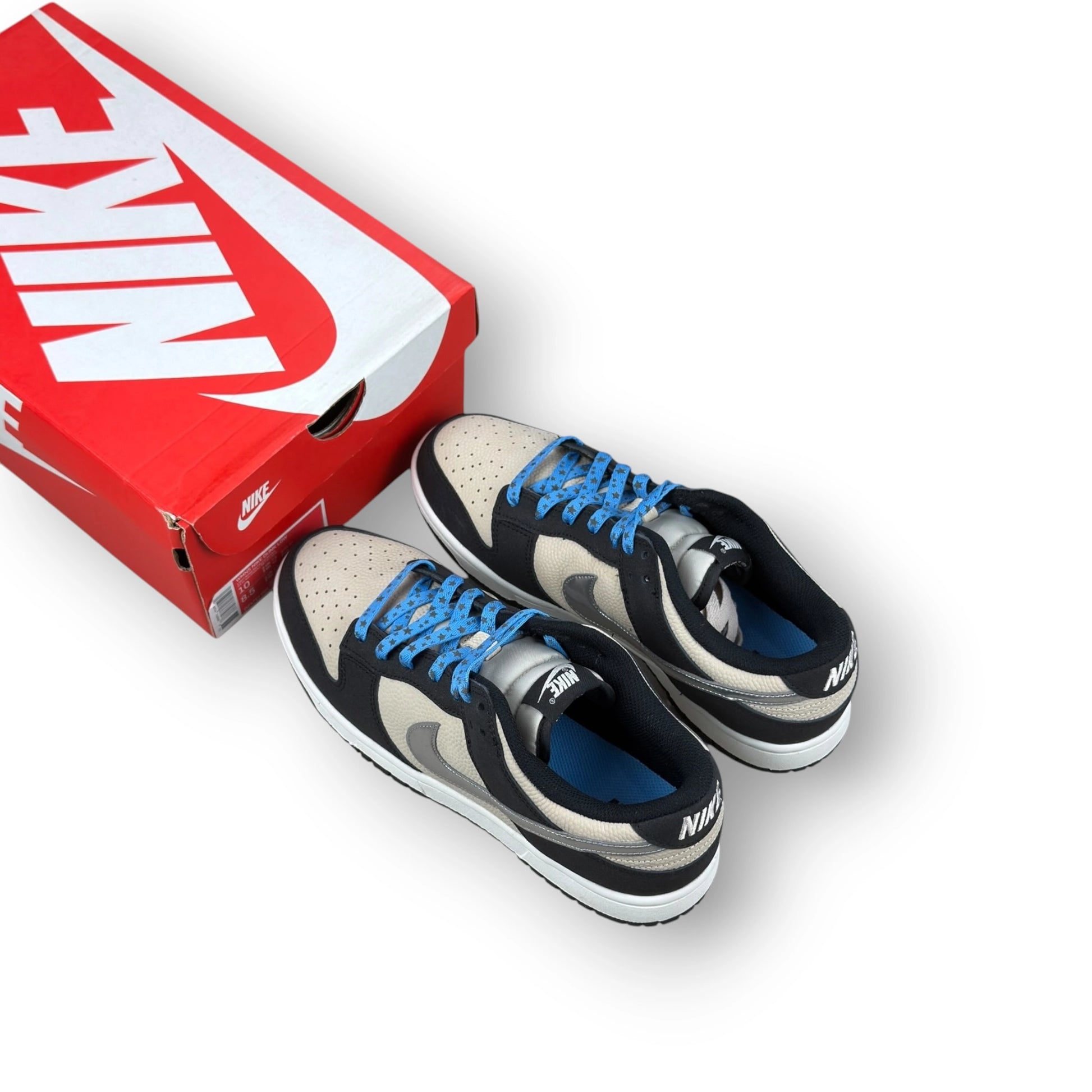 Nike Dunk Low Starry Laces DZ4712-001 – EU 42, brand new with original box