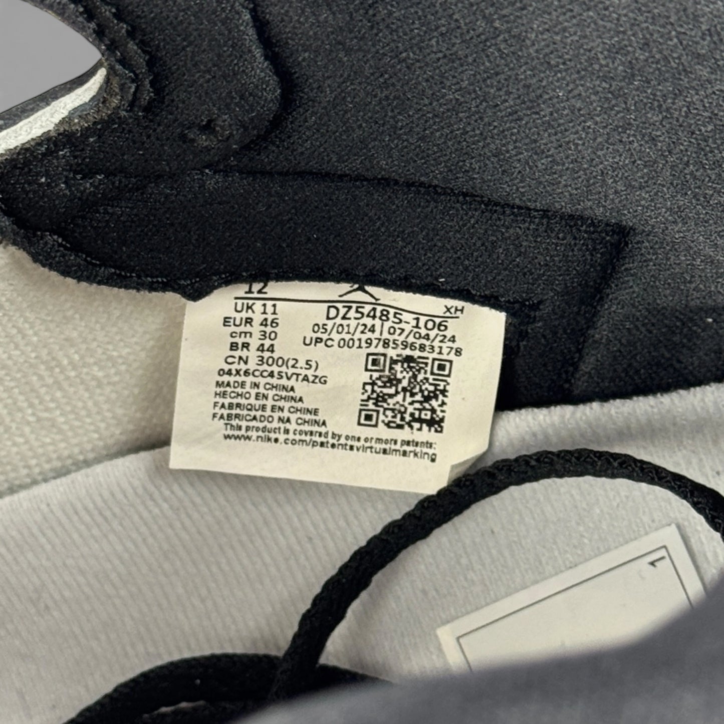 Jordan 1 Retro High OG Black Toe Reimagined – EU 46, brand new sneakers, cut box