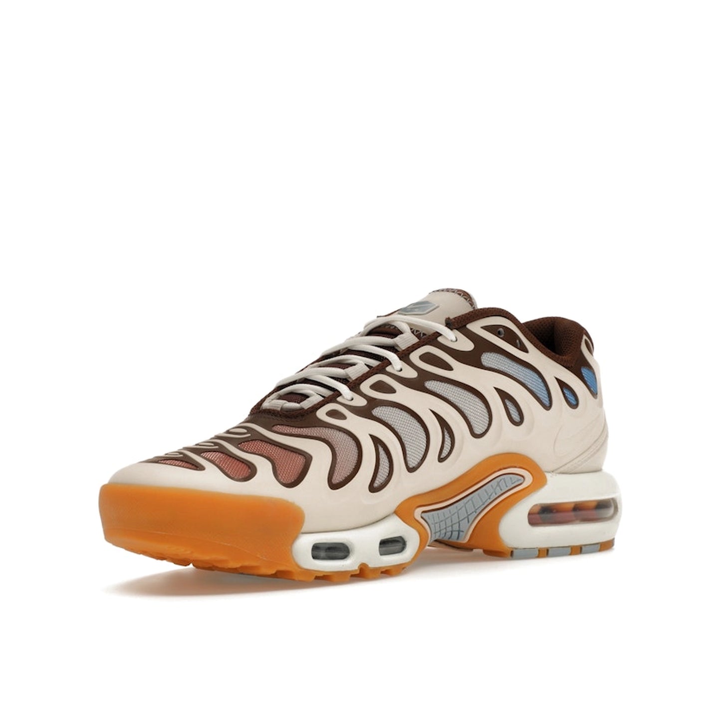 Nike Air Max Plus Drift sneakers, front view, model FD4290-001, in Phantom and Cacao Wow, beige and brown.