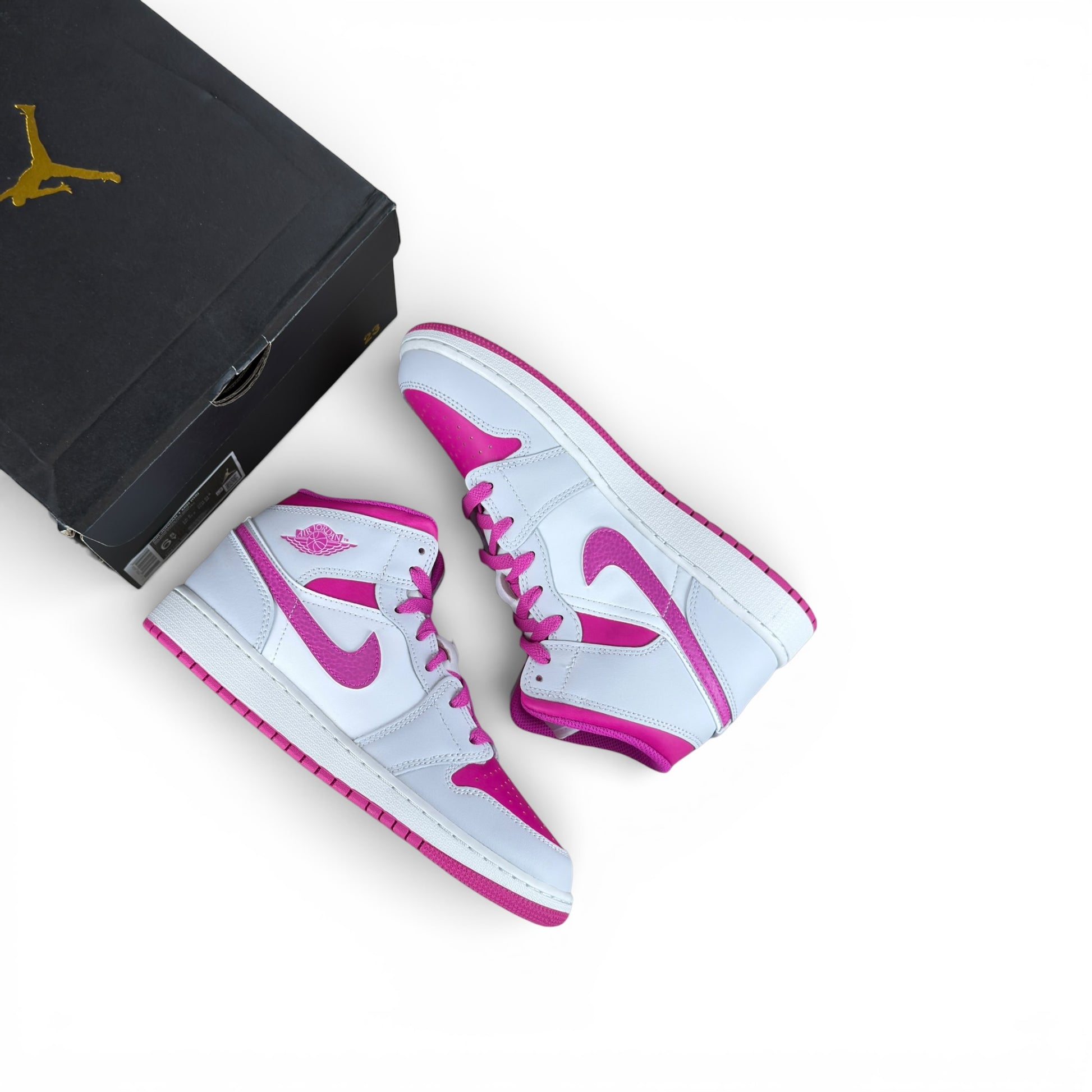 Jordan 1 Mid Fire Pink (GS) FD8780-500 – EU 39, brand new with original box