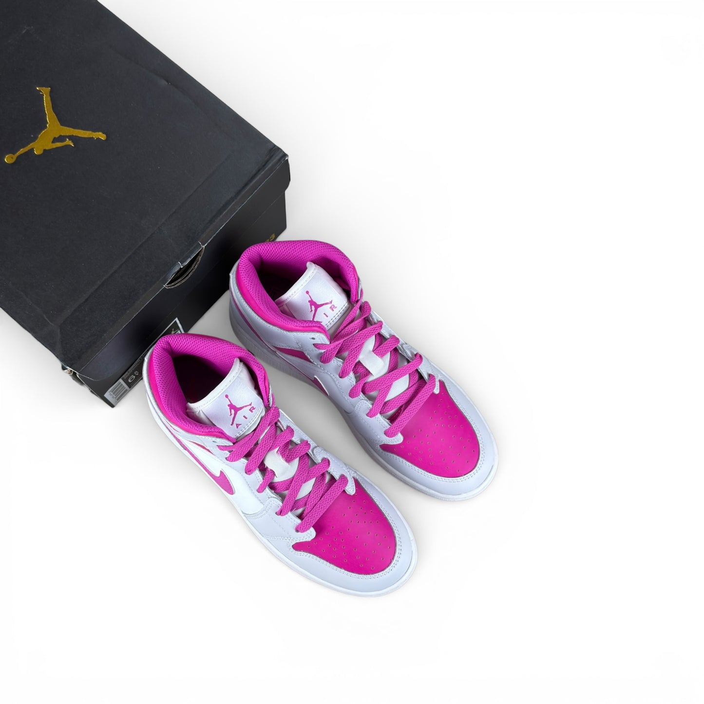 Jordan 1 Mid Fire Pink (GS) FD8780-500 – EU 39, brand new with original box