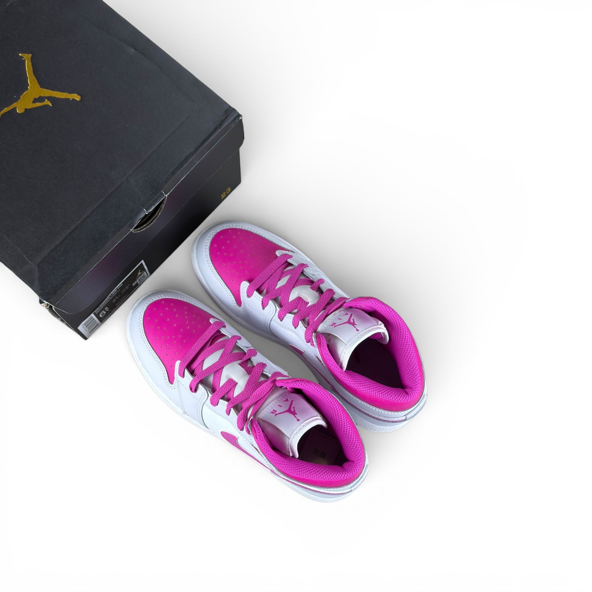 Jordan 1 Mid Fire Pink (GS) FD8780-500 – EU 39, brand new with original box