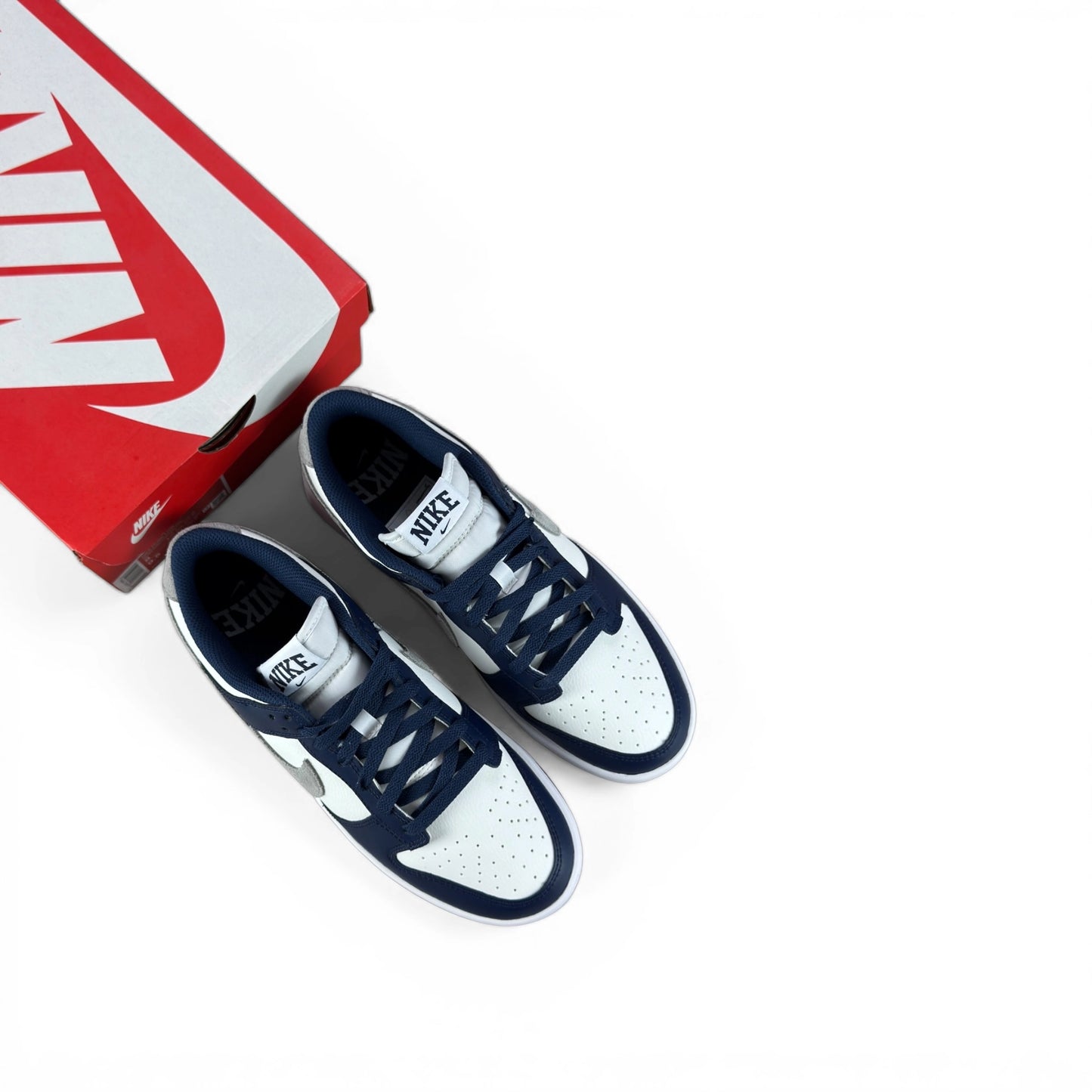 Nike Dunk Low Summit White Midnight Navy FD9749-400 – EU 41, brand new with original box