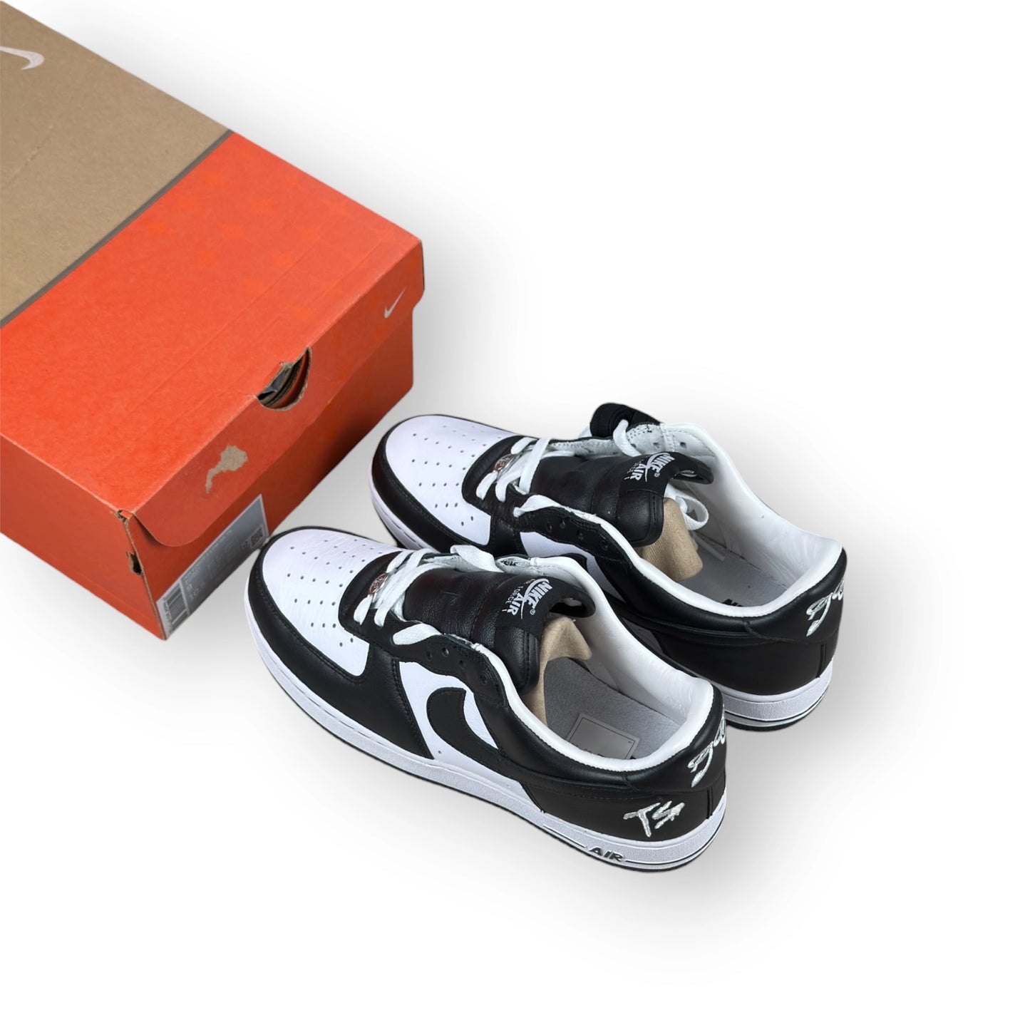 Nike Air Force 1 Low QS Terror Squad Black White FJ5756-100 – EU 42.5, brand new with original box