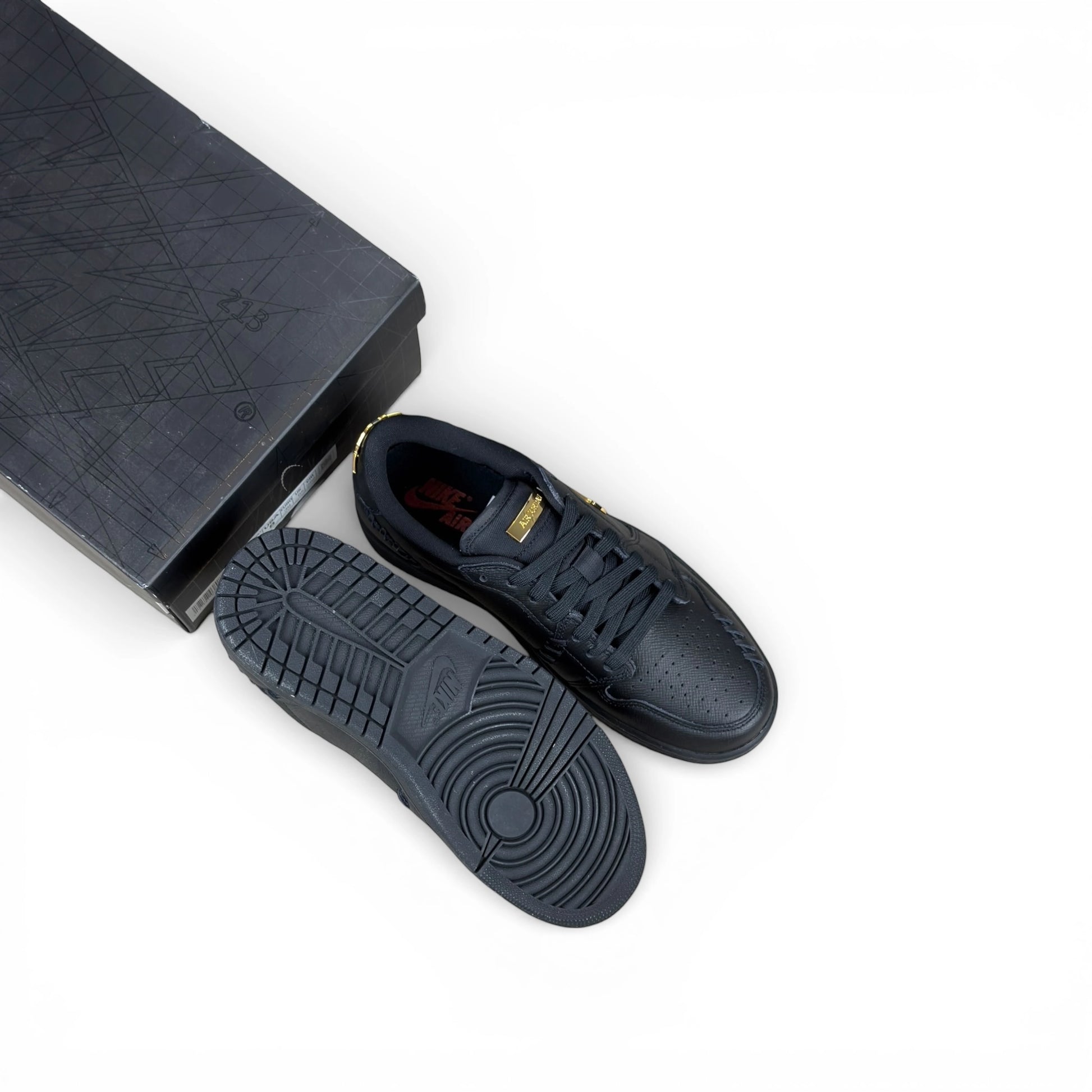 Air Jordan 1 Low Method of Make Black and Metallic Gold with premium finishes and clean leather overlays, EU 39, brand new with original box