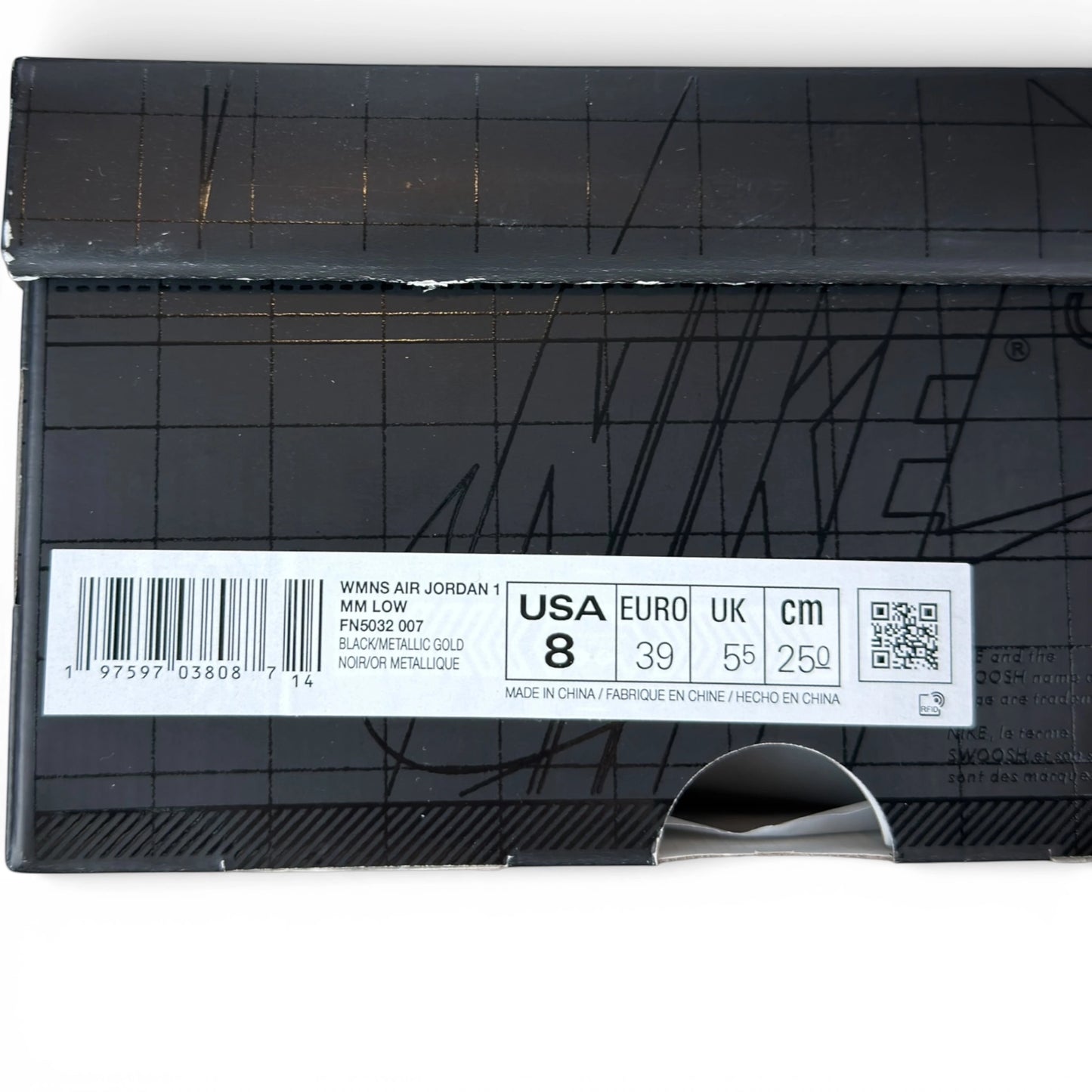 Air Jordan 1 Low Method of Make Black and Metallic Gold with premium finishes and clean leather overlays, EU 39, brand new with original box