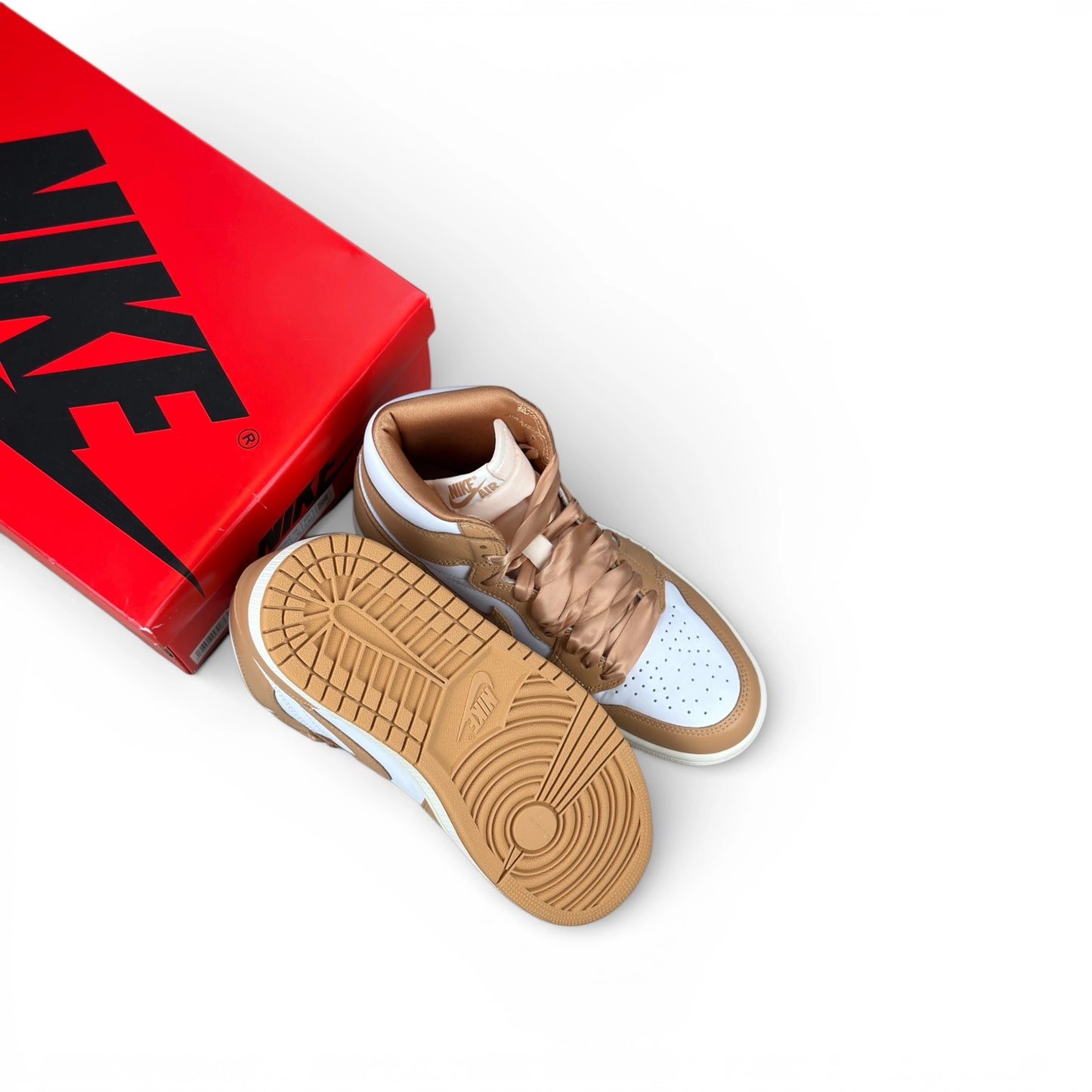 Jordan 1 Retro High OG Praline (Women's)