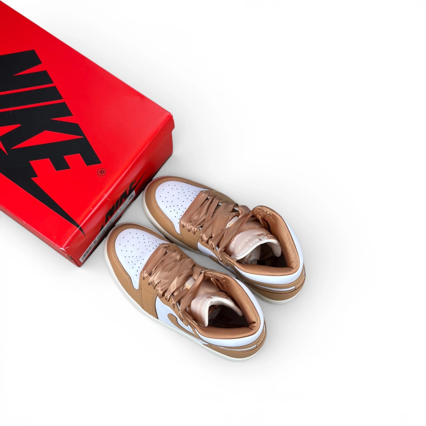 Jordan 1 Retro High OG Praline (Women's)