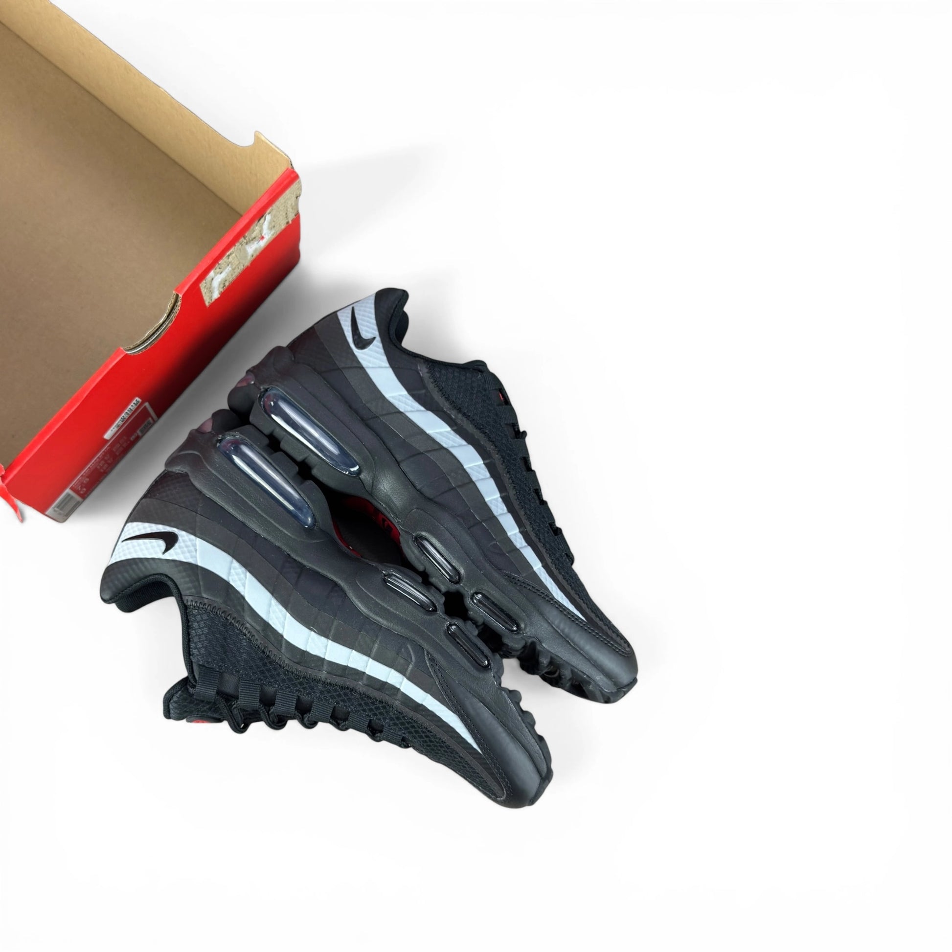 Nike Air Max 95 Ultra Black Picante Red FN7802-001 – EU 40.5, brand new with cut box