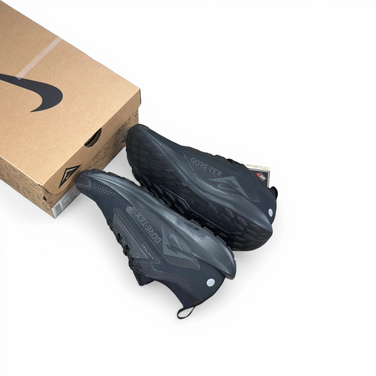 Nike React Pegasus Trail 5 Gore-Tex Black Anthracite FQ0908-002 – EU 42.5, brand new with original box, tissue paper missing