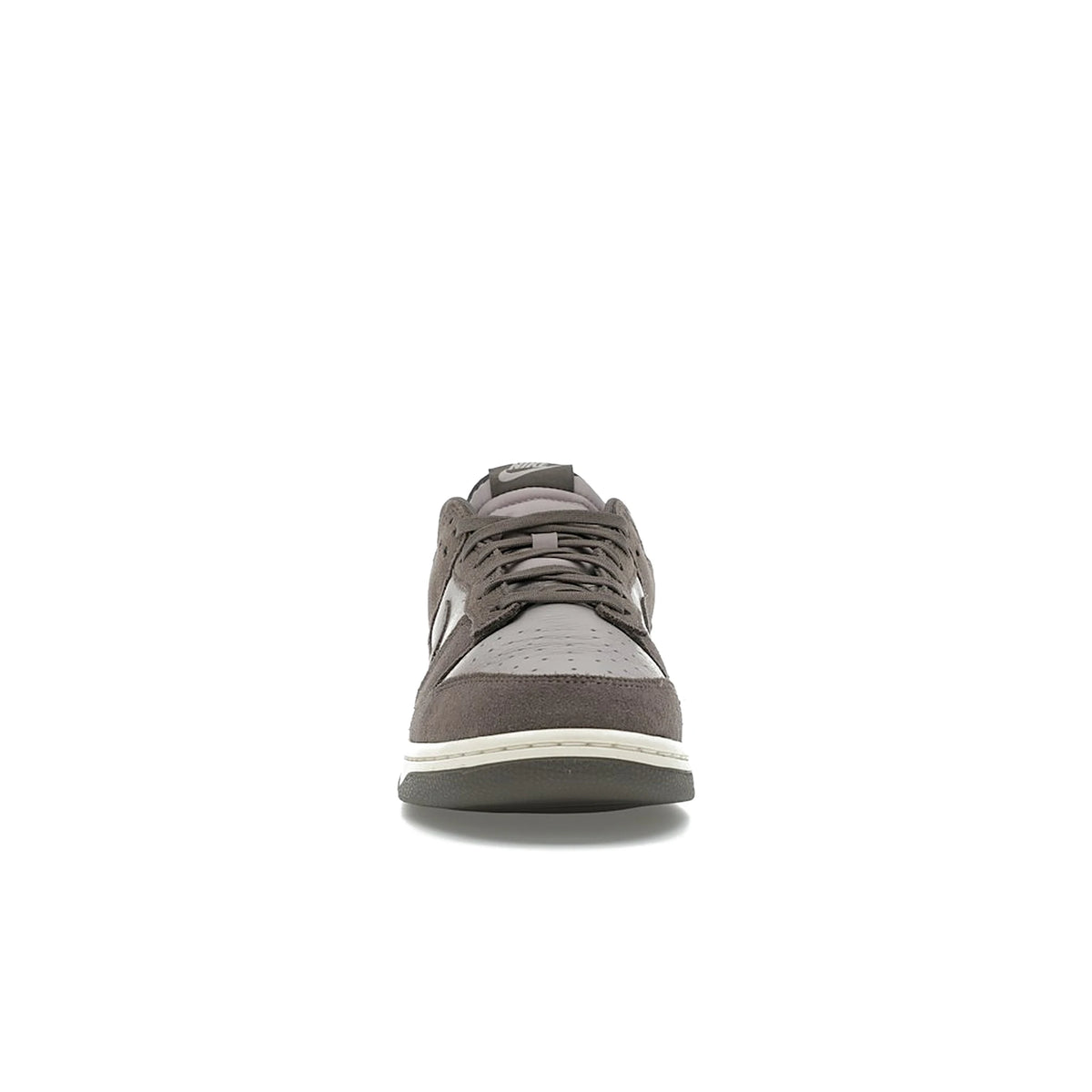 Nike Dunk Low SE in Platinum Violet, Cave Stone and Pale Ivory leather – image 2 of 4