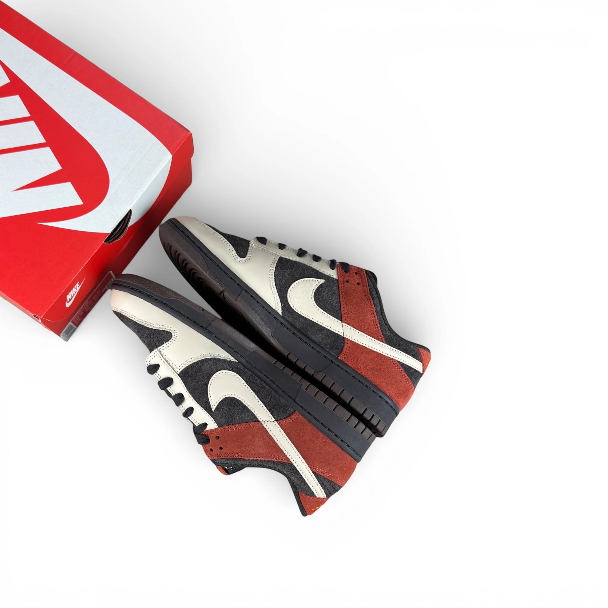 Nike Dunk Low Red Panda FV0395-200 – size EU 44.5, brand new with original box