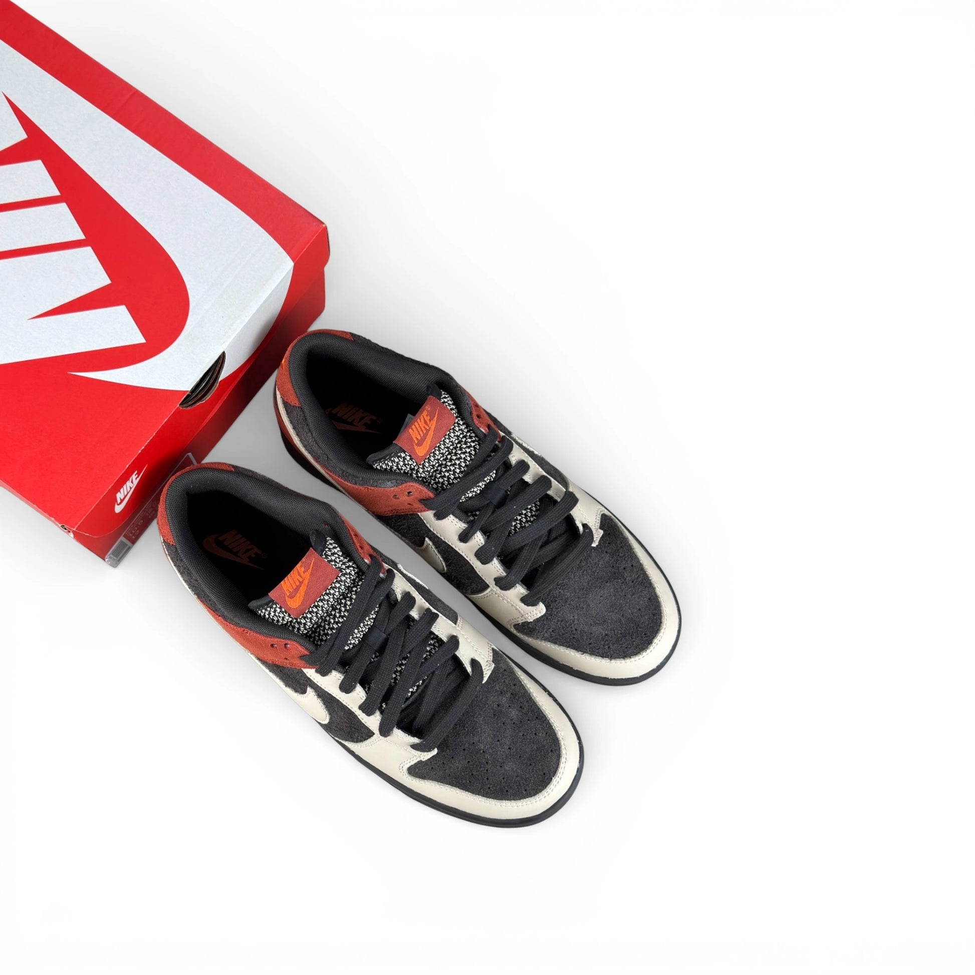 Nike Dunk Low Red Panda FV0395-200 – size EU 44.5, brand new with original box