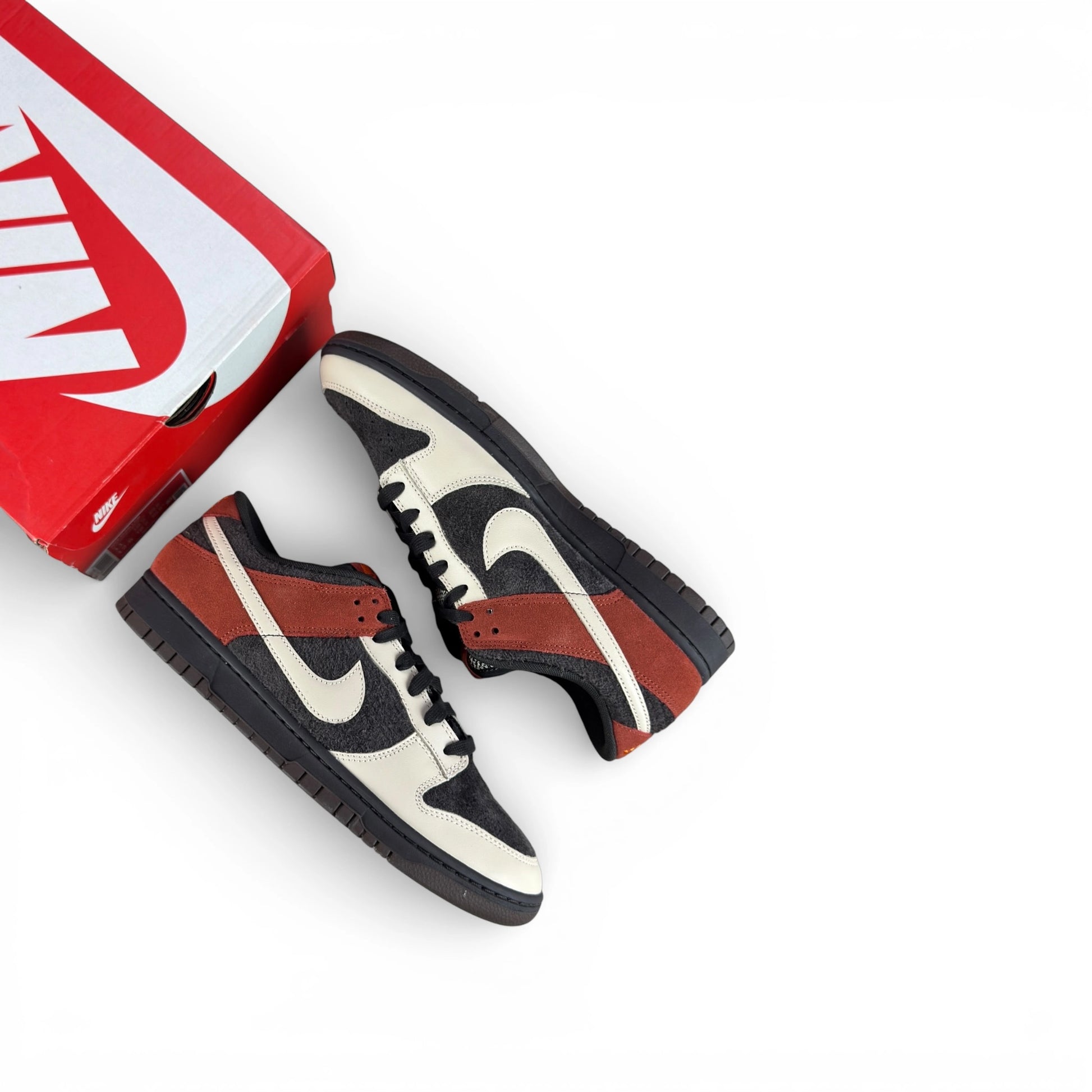 Nike Dunk Low Red Panda FV0395-200 – size EU 45, brand new with original box