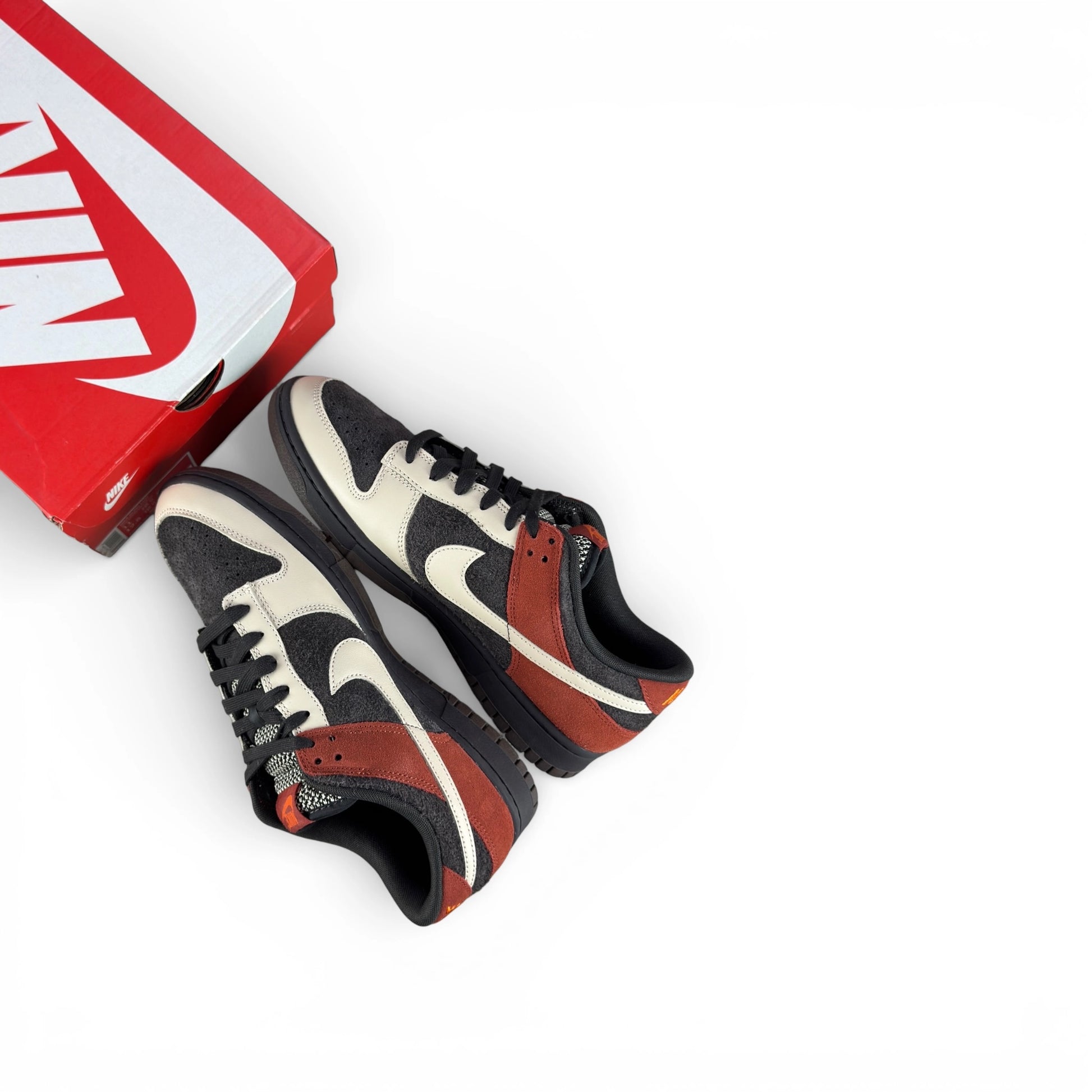 Nike Dunk Low Red Panda FV0395-200 – size EU 45, brand new with original box