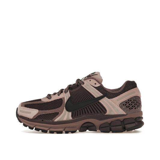 Nike Zoom Vomero 5 sneakers in Plum Eclipse, side view, model FV1166-200 for women in plum and brown.