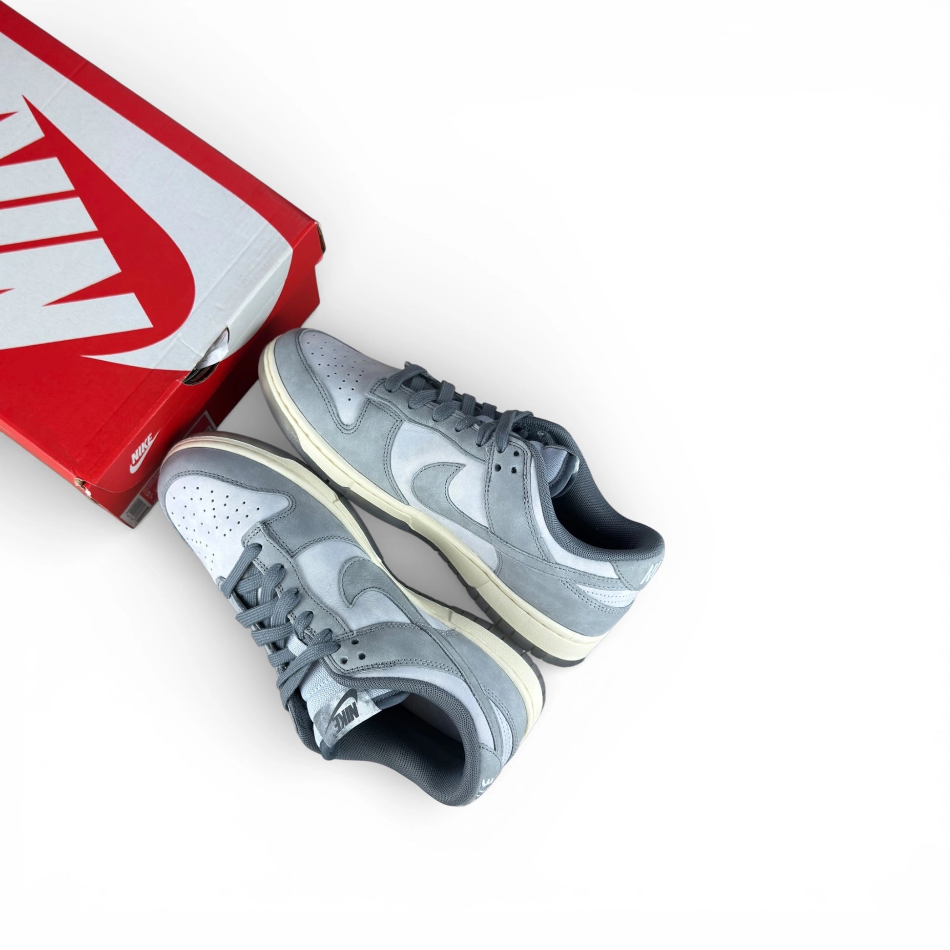 Nike Dunk Low Cool Grey Football Grey (Women’s) FV1167-001 – EU 40.5, brand new with original box