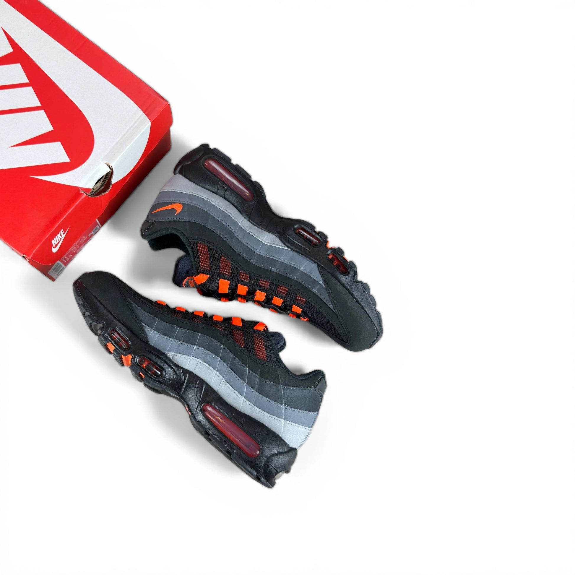 Nike Air Max 95 Black Hyper Crimson FV4710-002 – EU 45, brand new with original box