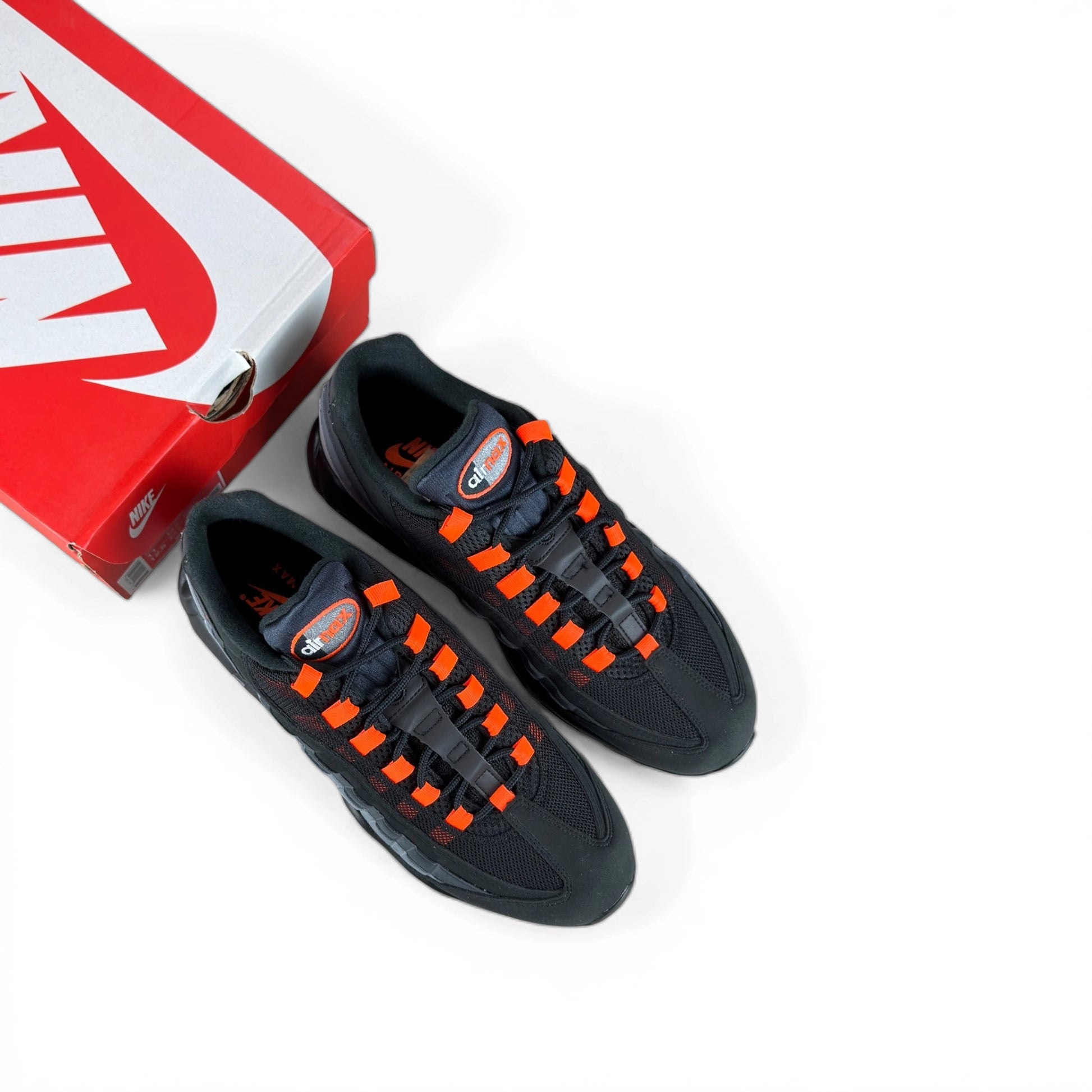 Nike Air Max 95 Black Hyper Crimson FV4710-002 – EU 45, brand new with original box