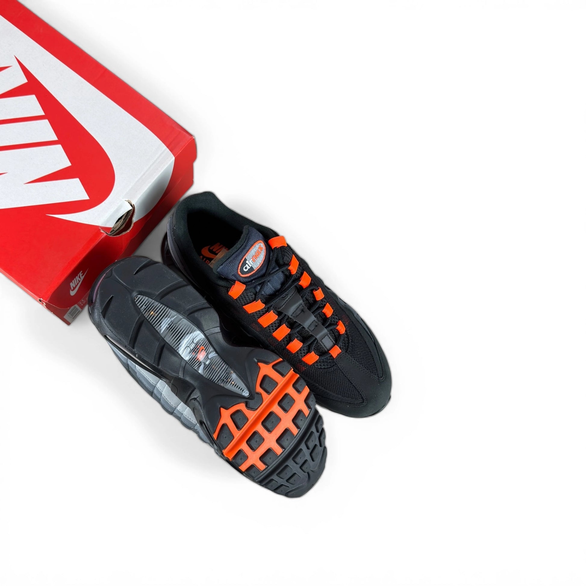 Nike Air Max 95 Black Hyper Crimson FV4710-002 – EU 45, brand new with original box