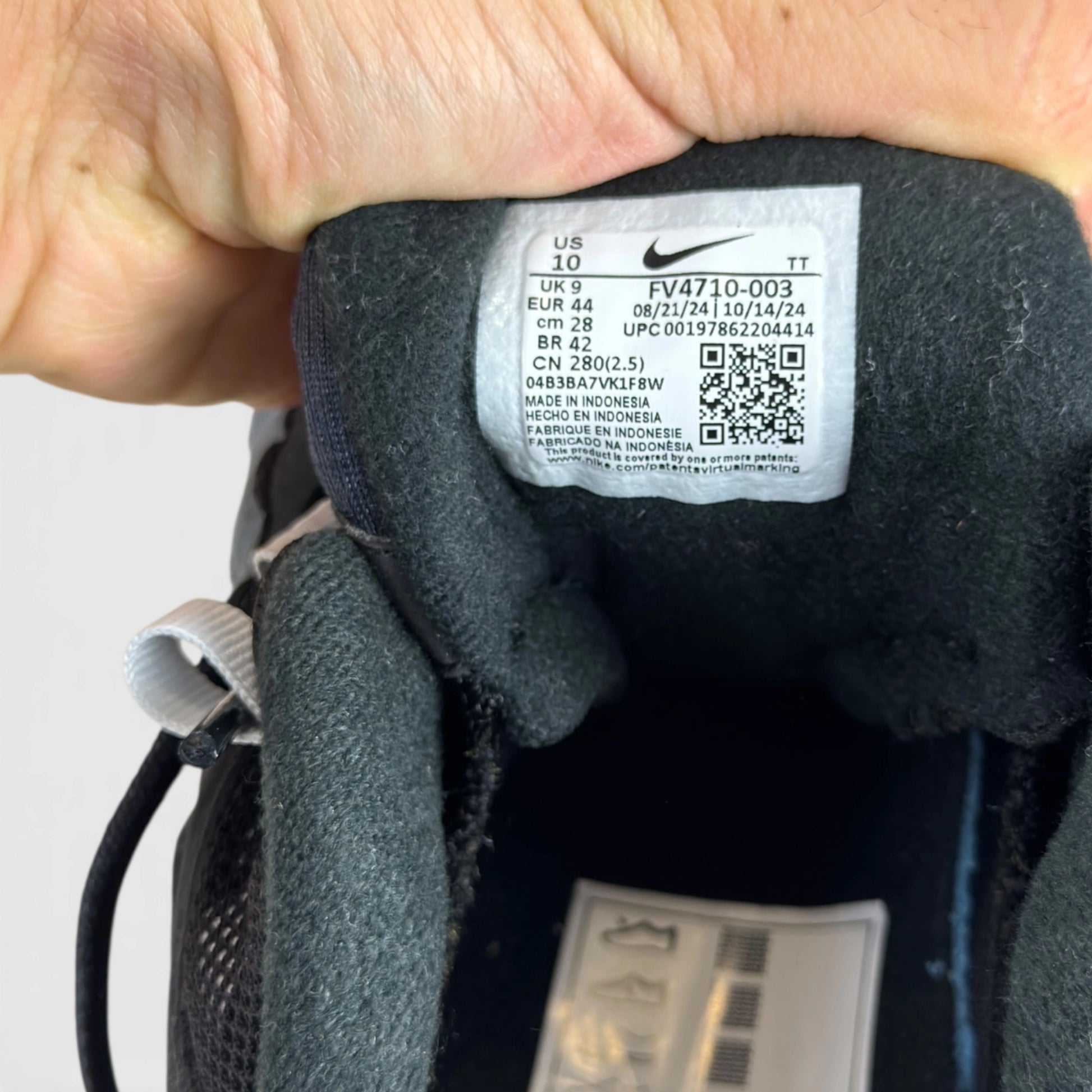 Nike Air Max 95 Grey Gradient FV4710-003 – EU 44, brand new with cut box