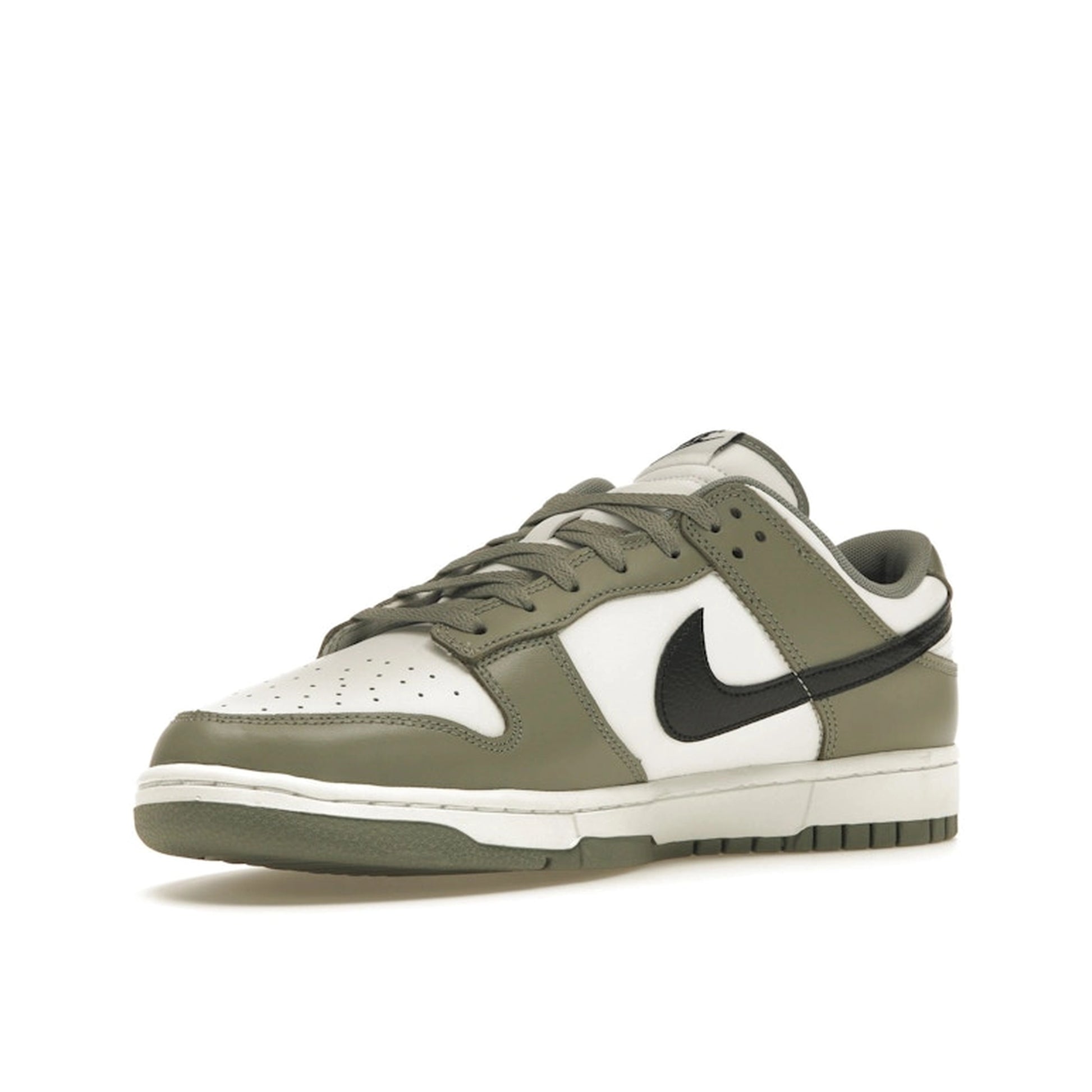 Nike Dunk Low NBA Paris sneakers, front view, model FZ4624-001 in grey and white.