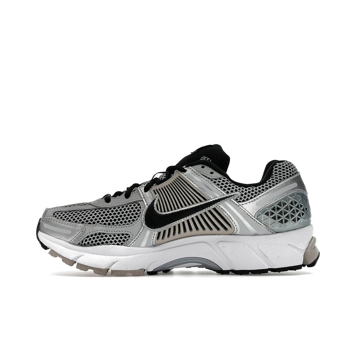 Nike Zoom Vomero 5 Metallic Silver and College Grey men's sneaker – image 3 of 4