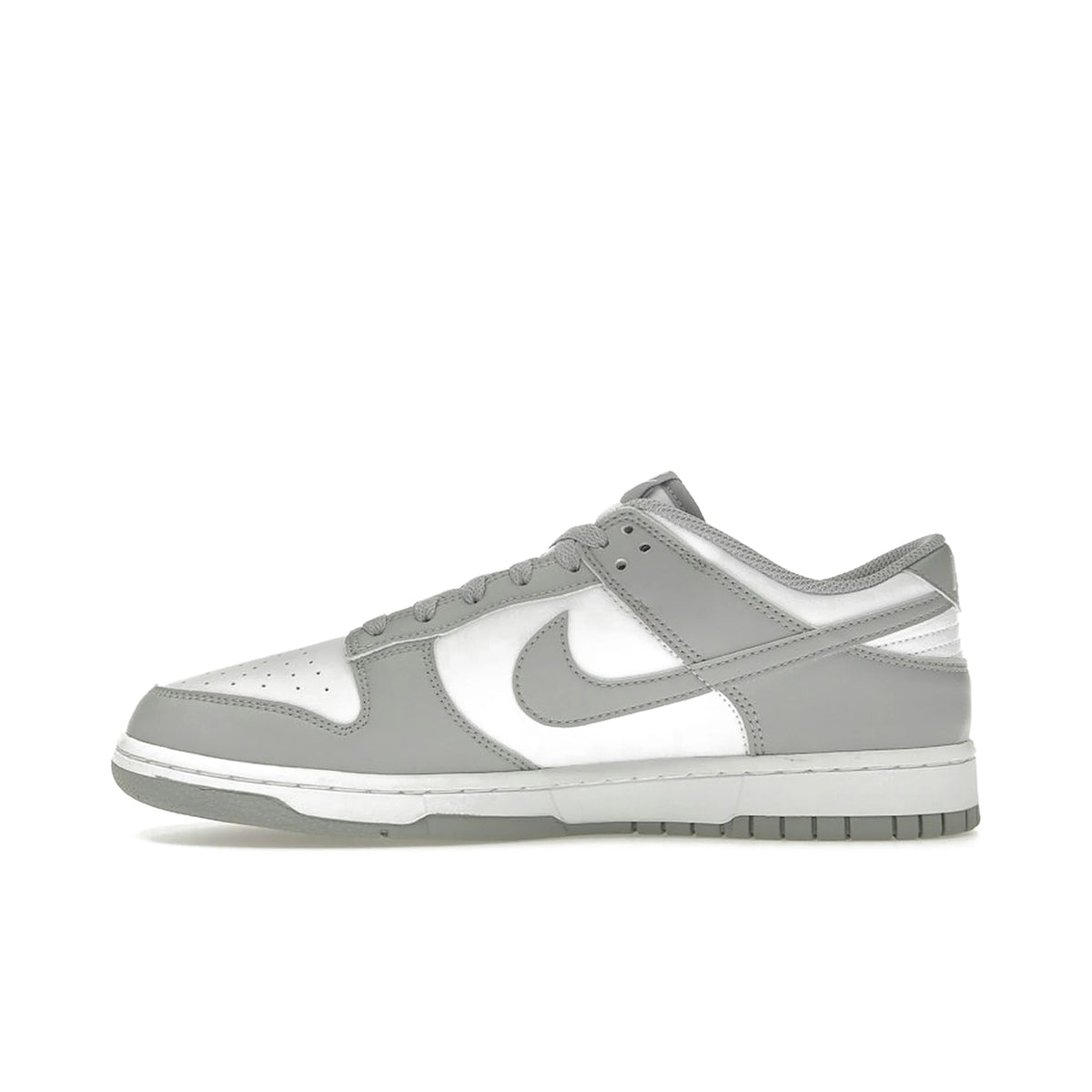 Nike Dunk Low unisex sneakers in white with light smoke grey accents, leather upper – image 3 of 4