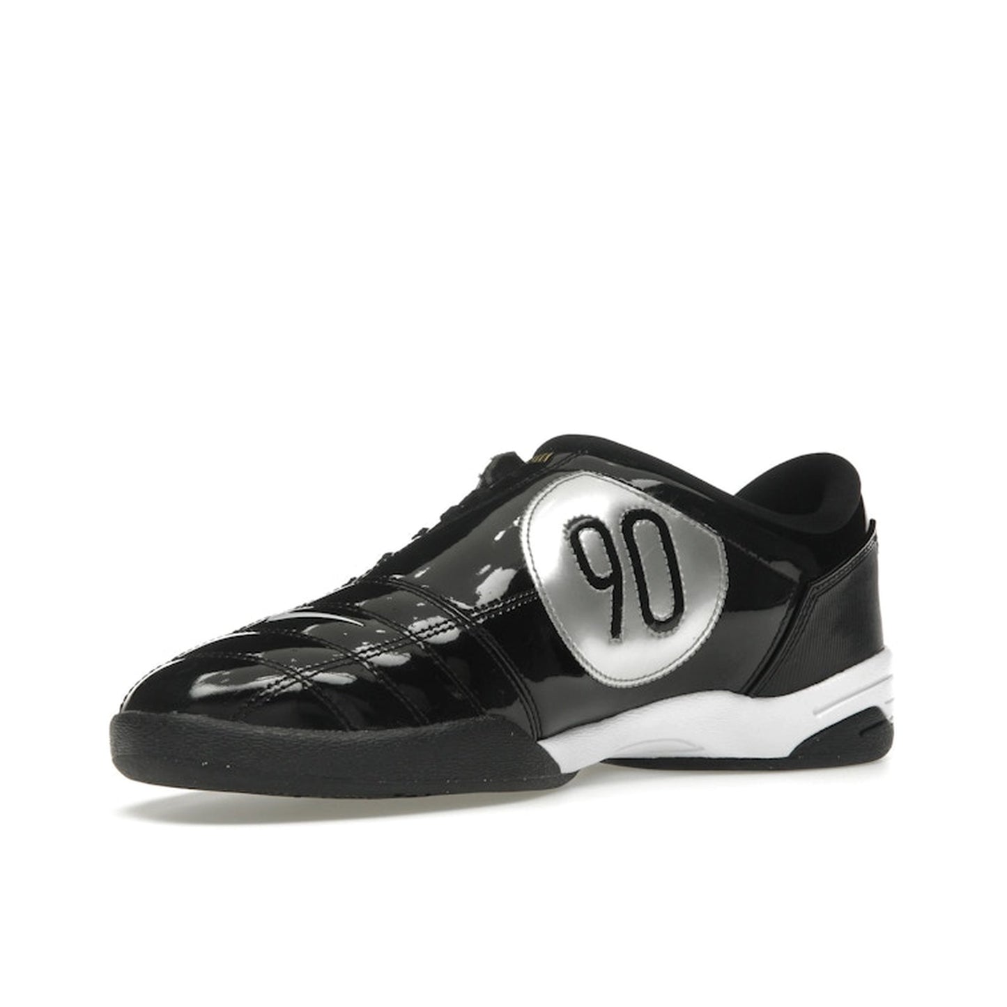Nike Total 90 3 SP, front view, in all-black with iconic T90 branding.