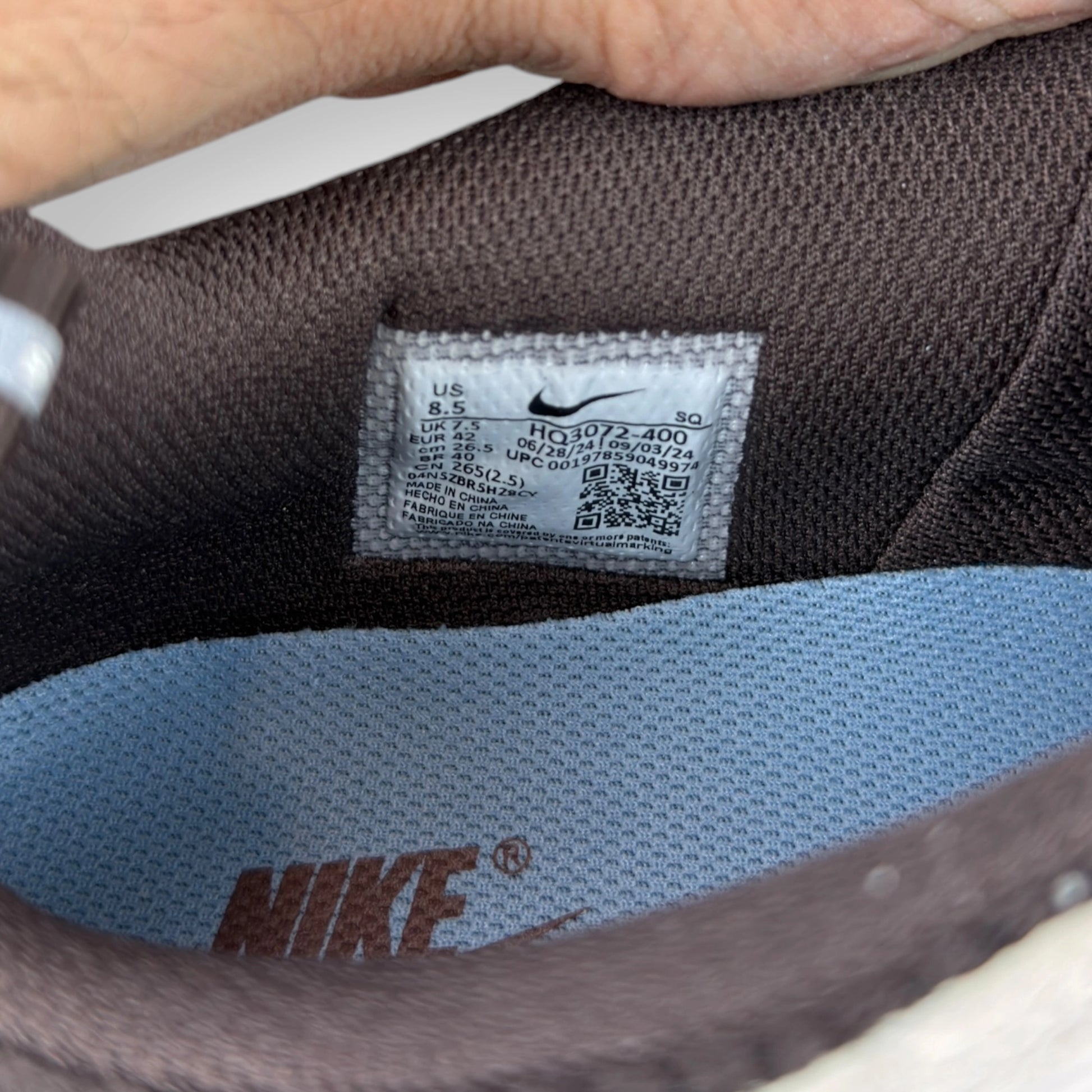Nike Zoom Field Jaxx Travis Scott Leche Blue HQ3072-400 – EU 42, brand new with cut outlet box