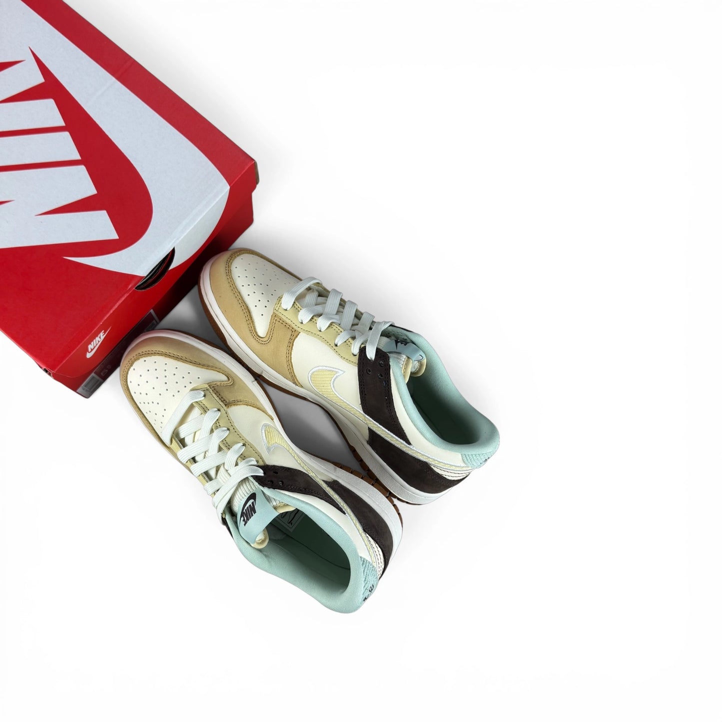Nike Dunk Low Coconut Milk Sail (GS) HQ3474-171 – EU 38, brand new with original box
