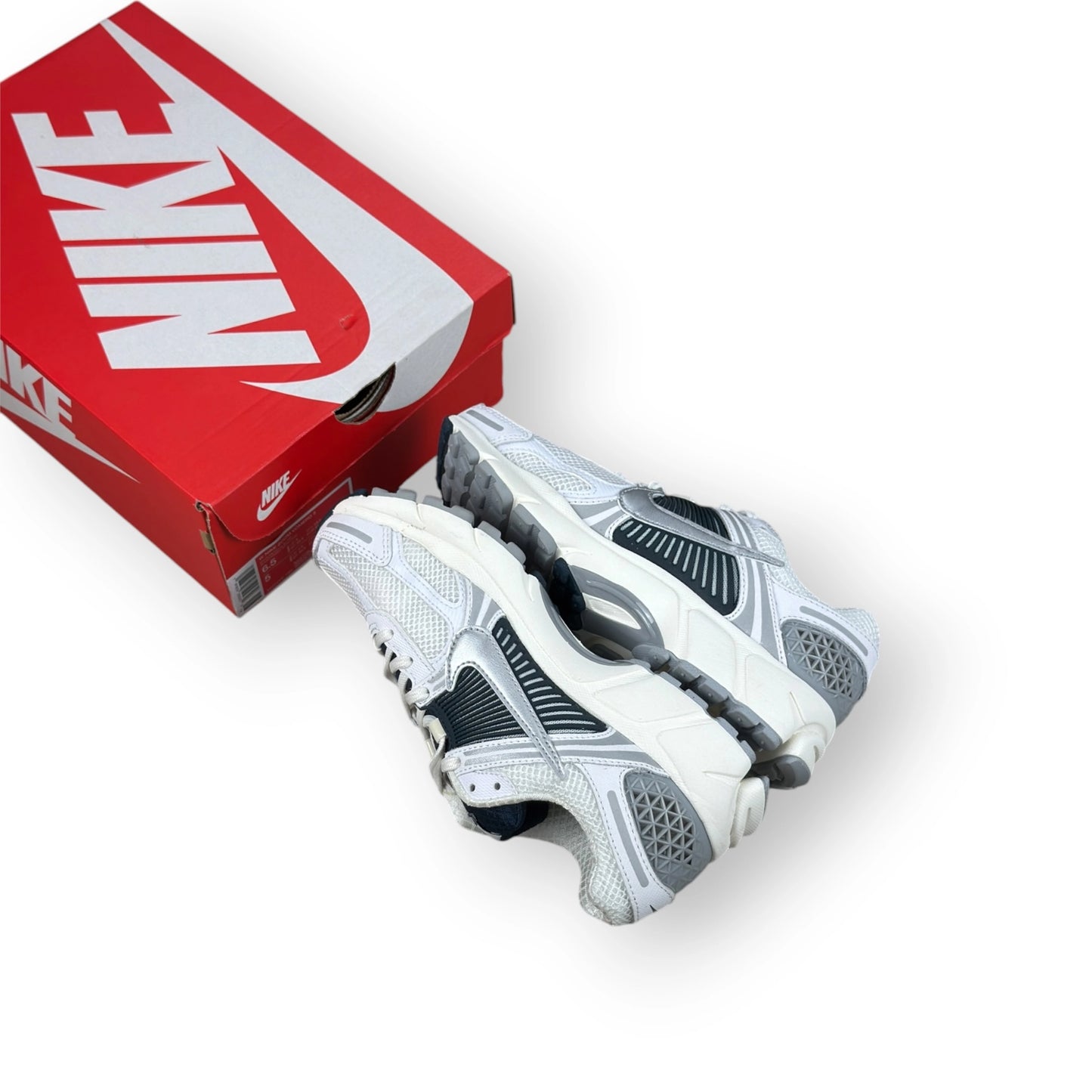 Nike Zoom Vomero 5 White Armory Navy (Women’s) – size EU 37.5, brand new with original box