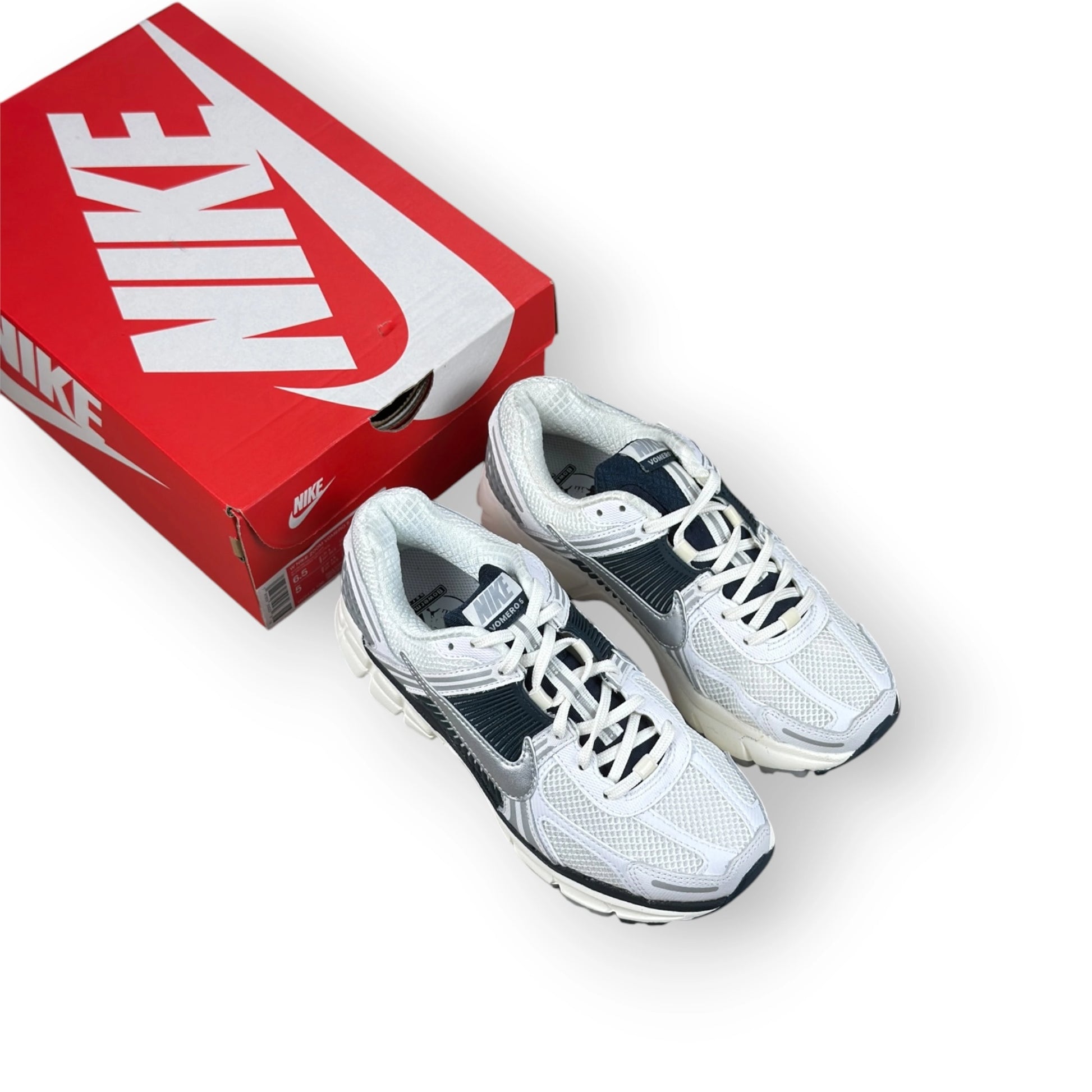 Nike Zoom Vomero 5 White Armory Navy (Women’s) – size EU 37.5, brand new with original box