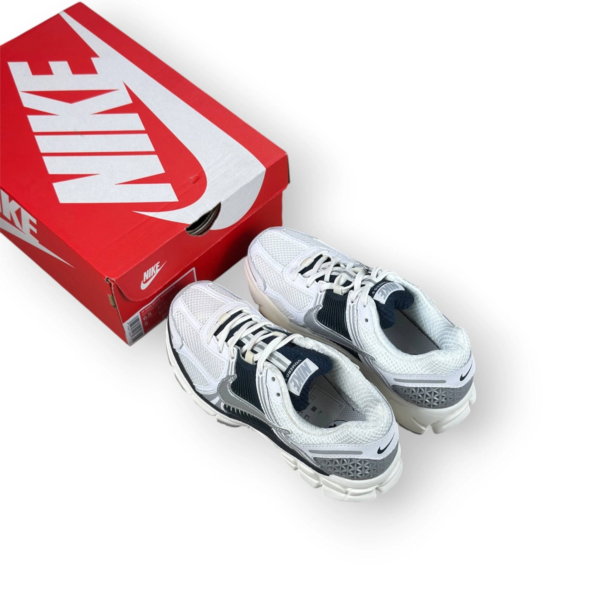 Nike Zoom Vomero 5 White Armory Navy (Women’s) – size EU 37.5, brand new with original box