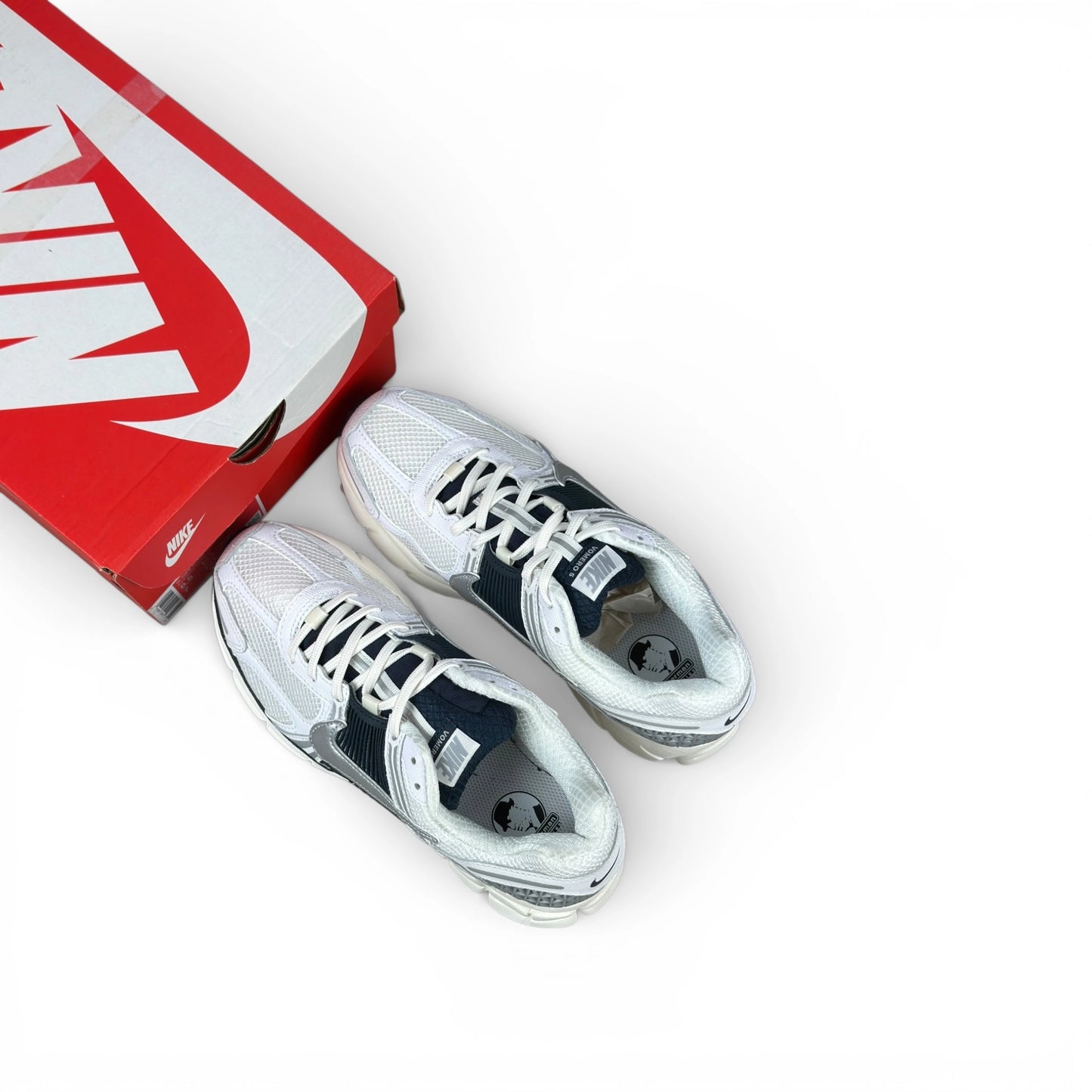 Nike Zoom Vomero 5 White Armory Navy (Women’s) – size EU 40, brand new with original box