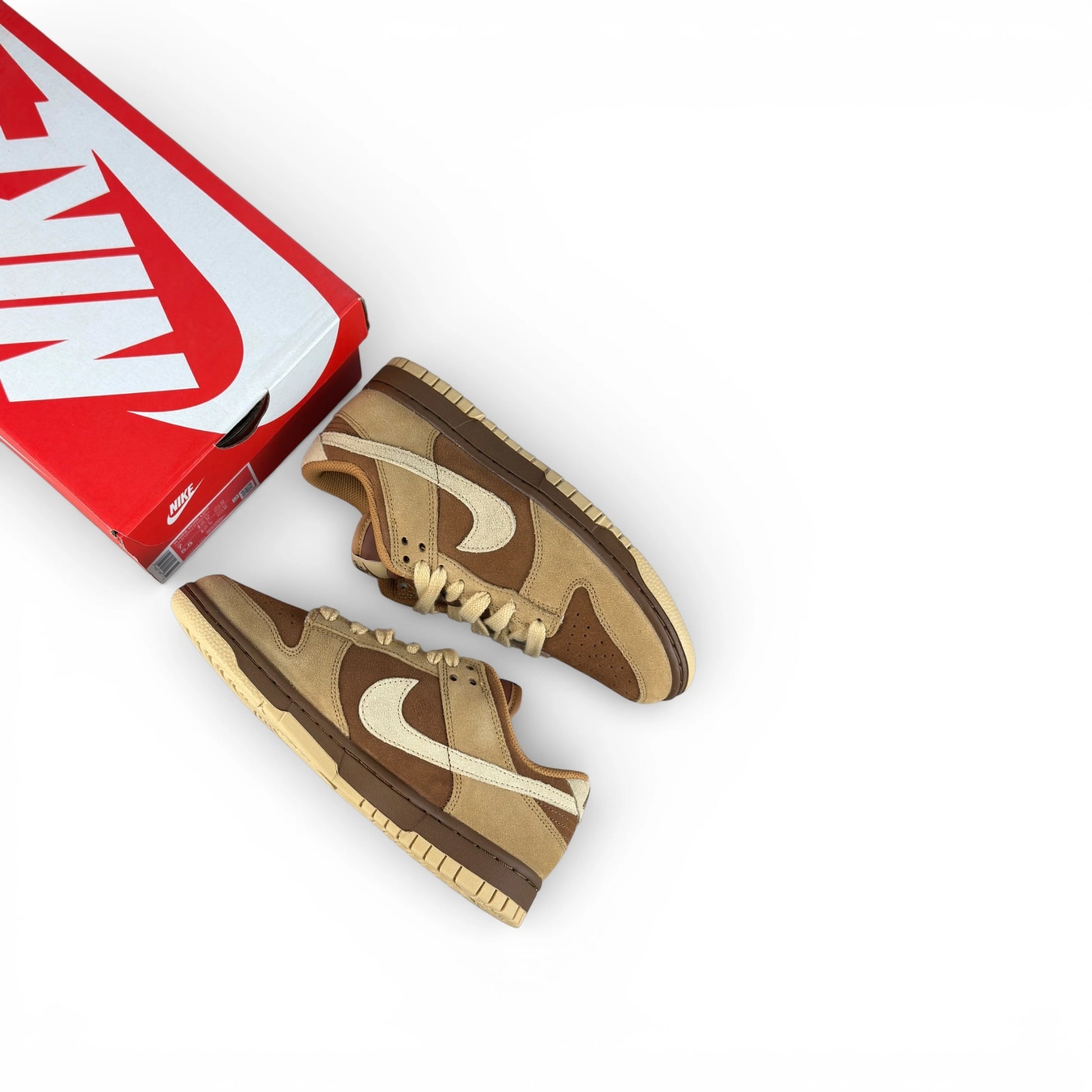 Nike Dunk Low Reverse Maple (Women’s) HV2512-200 – EU 38, brand new with original box