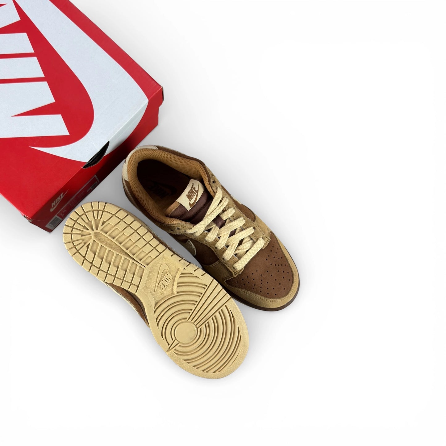 Nike Dunk Low Reverse Maple (Women’s) HV2512-200 – EU 38.5, brand new with original box