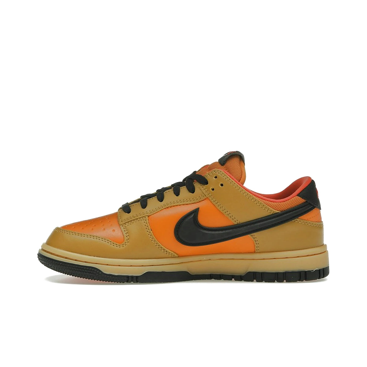 Nike Dunk Low Gore‑Tex in wheat, black, ceramic leather – image 3 of 4