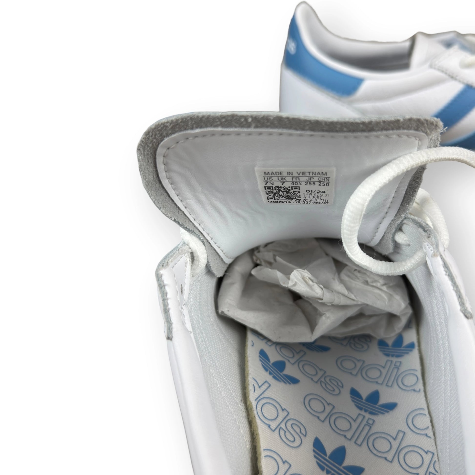 adidas Handball Spezial White Light Blue IE3607 – EU 40 2/3, brand new with original box