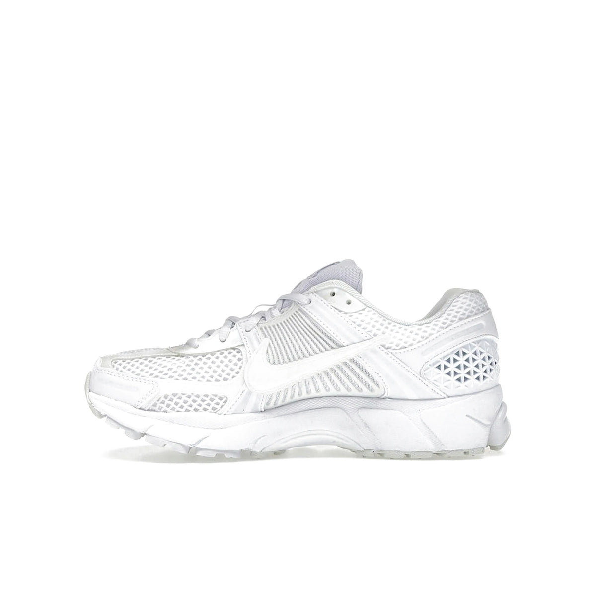 Nike Zoom Vomero 5 women’s sneaker in white with platinum tint, summit white and black accents – image 3 of 4