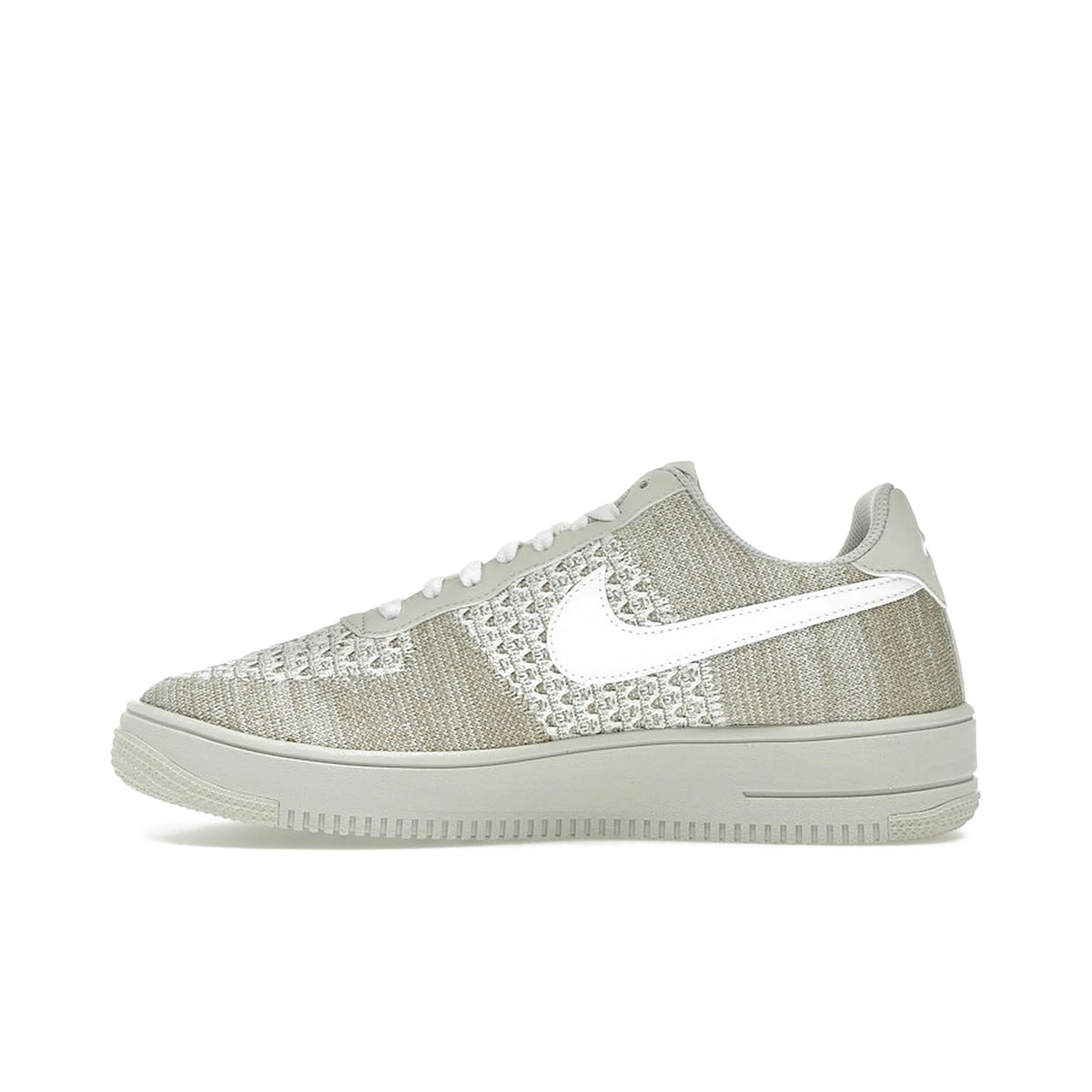Nike Air Force 1 Flyknit 2.0 Light Bone in light bone, khaki and desert khaki textile upper – image 3 of 4