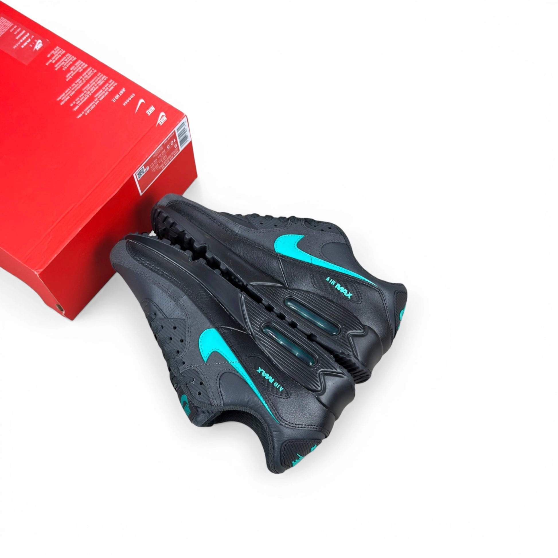 Nike Air Max 90 Black Clear Jade IF0670-002 – EU 42.5, brand new with cut box