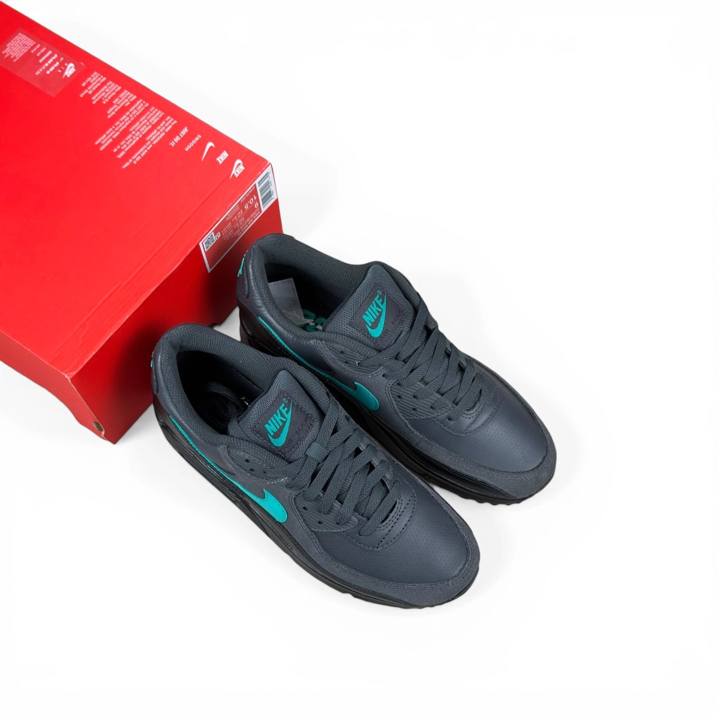 Nike Air Max 90 Black Clear Jade IF0670-002 – EU 42.5, brand new with cut box