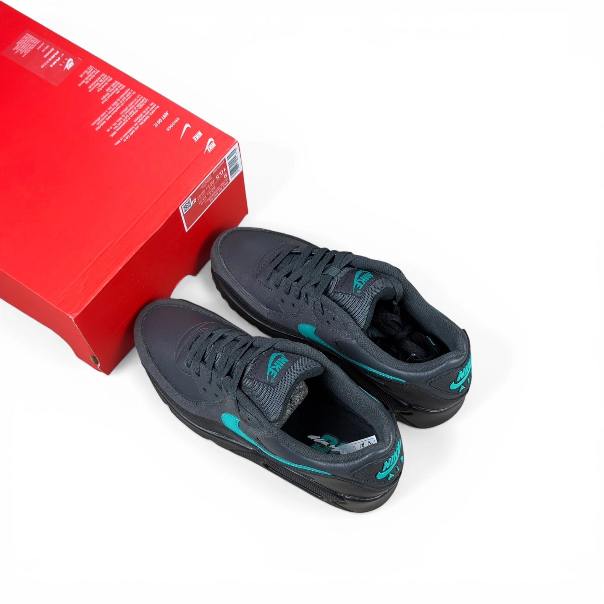 Nike Air Max 90 Black Clear Jade IF0670-002 – EU 42.5, brand new with cut box