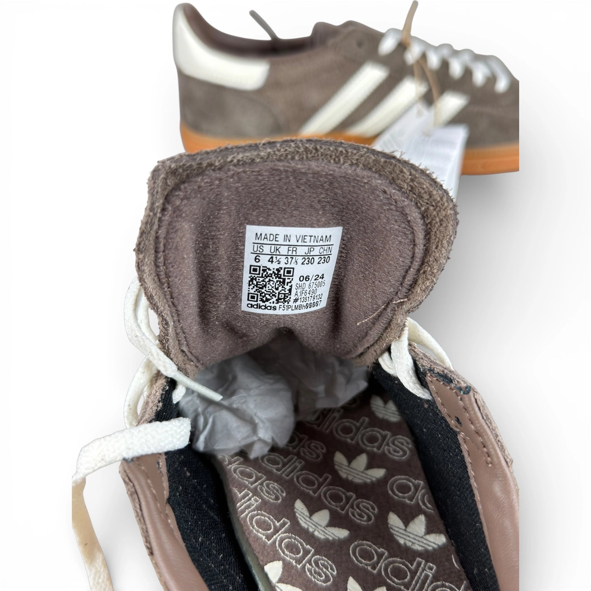 adidas Handball Spezial Earth Strata Gum (Women’s) IF6490 – size EU 37 1/3, brand new with original box