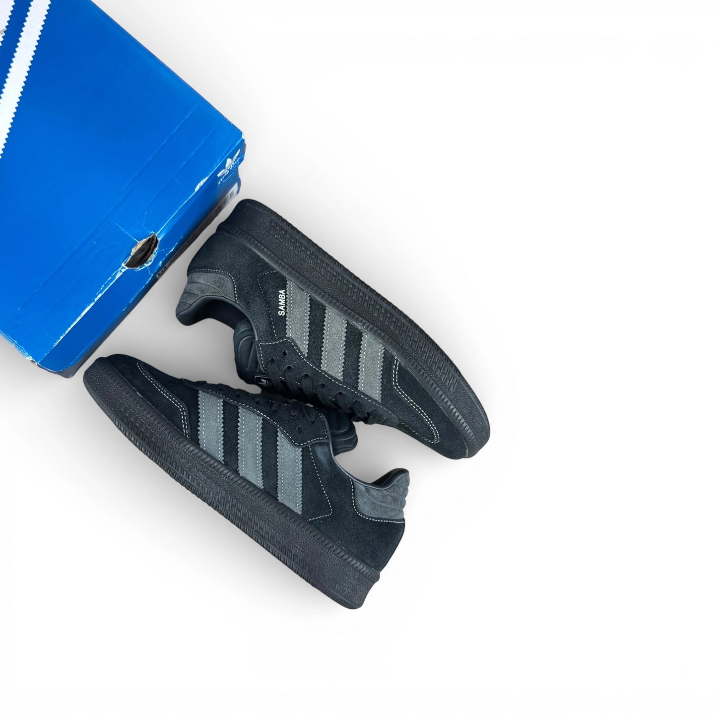 adidas Samba XLG Black Carbon IH2219 – EU 40 2/3, brand new with original box