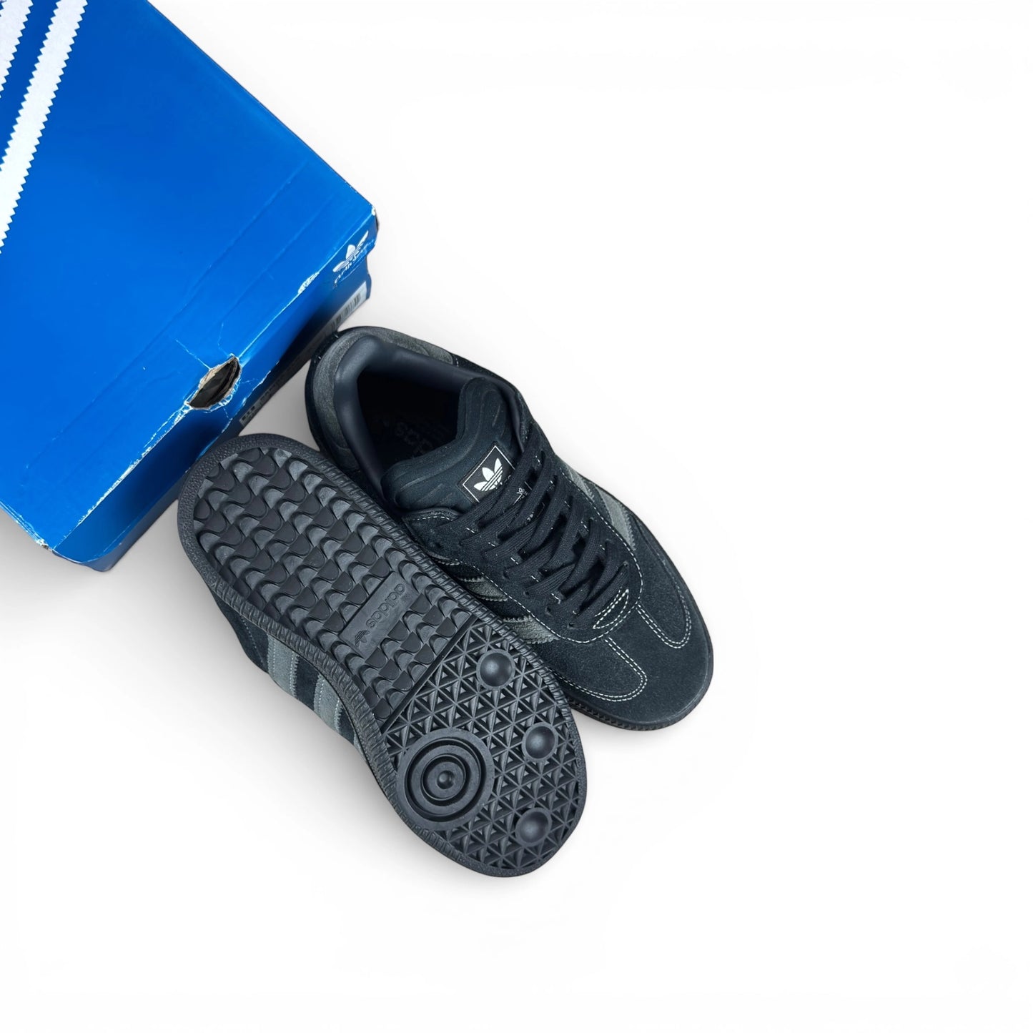 adidas Samba XLG Black Carbon IH2219 – EU 40 2/3, brand new with original box