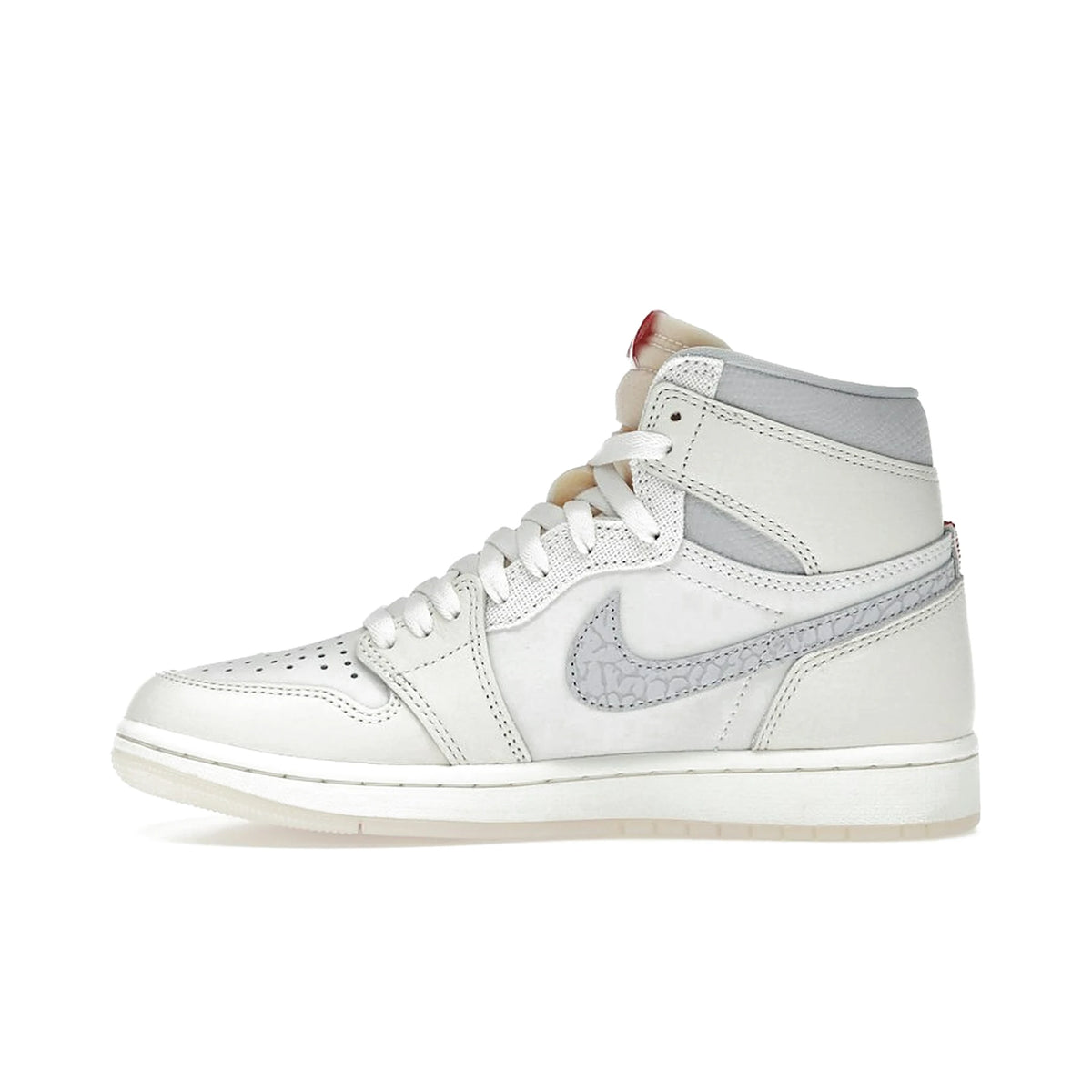 Jordan 1 Retro High OG in Sail, University Red, Pale Ivory, Coconut Milk accents, leather – image 3 of 4