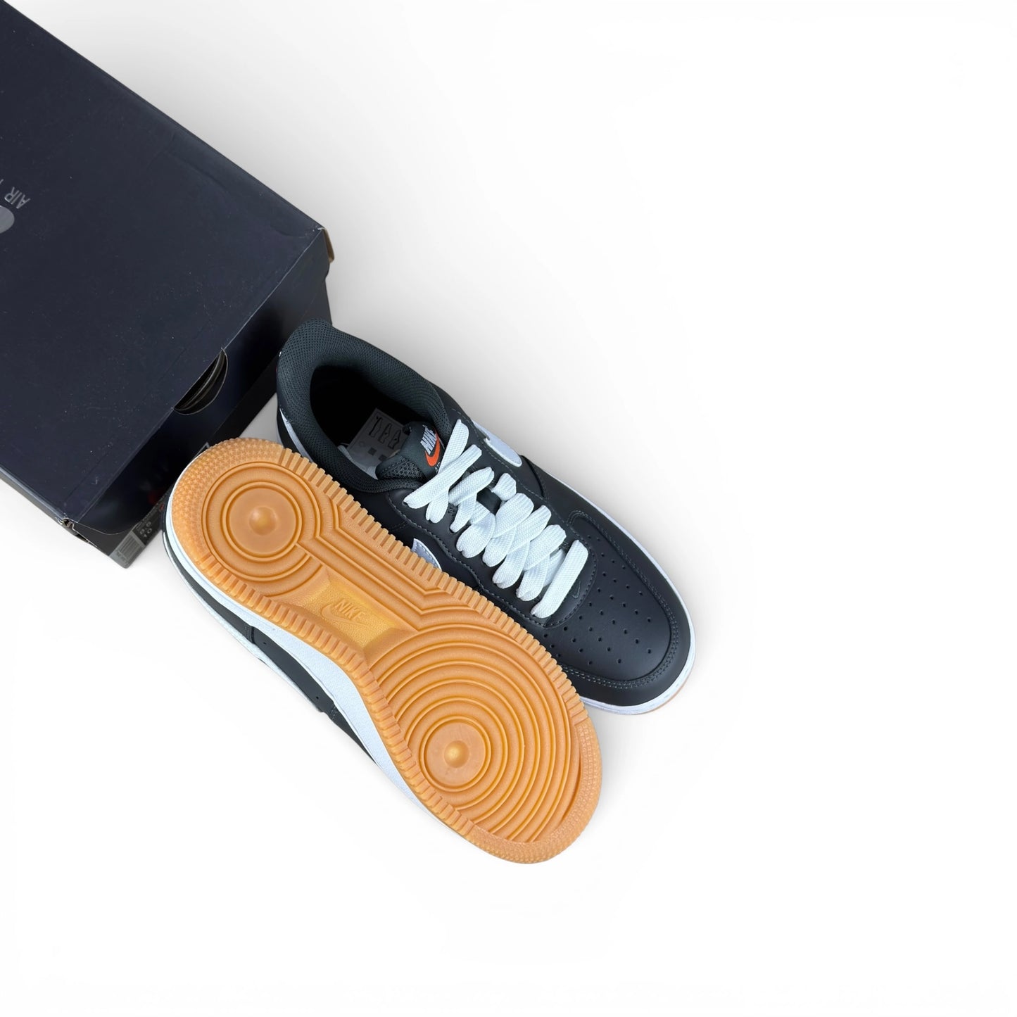 Nike Air Force 1 Low ’07 LV8 Anthracite Gum II7630-001 – EU 42, brand new with original box