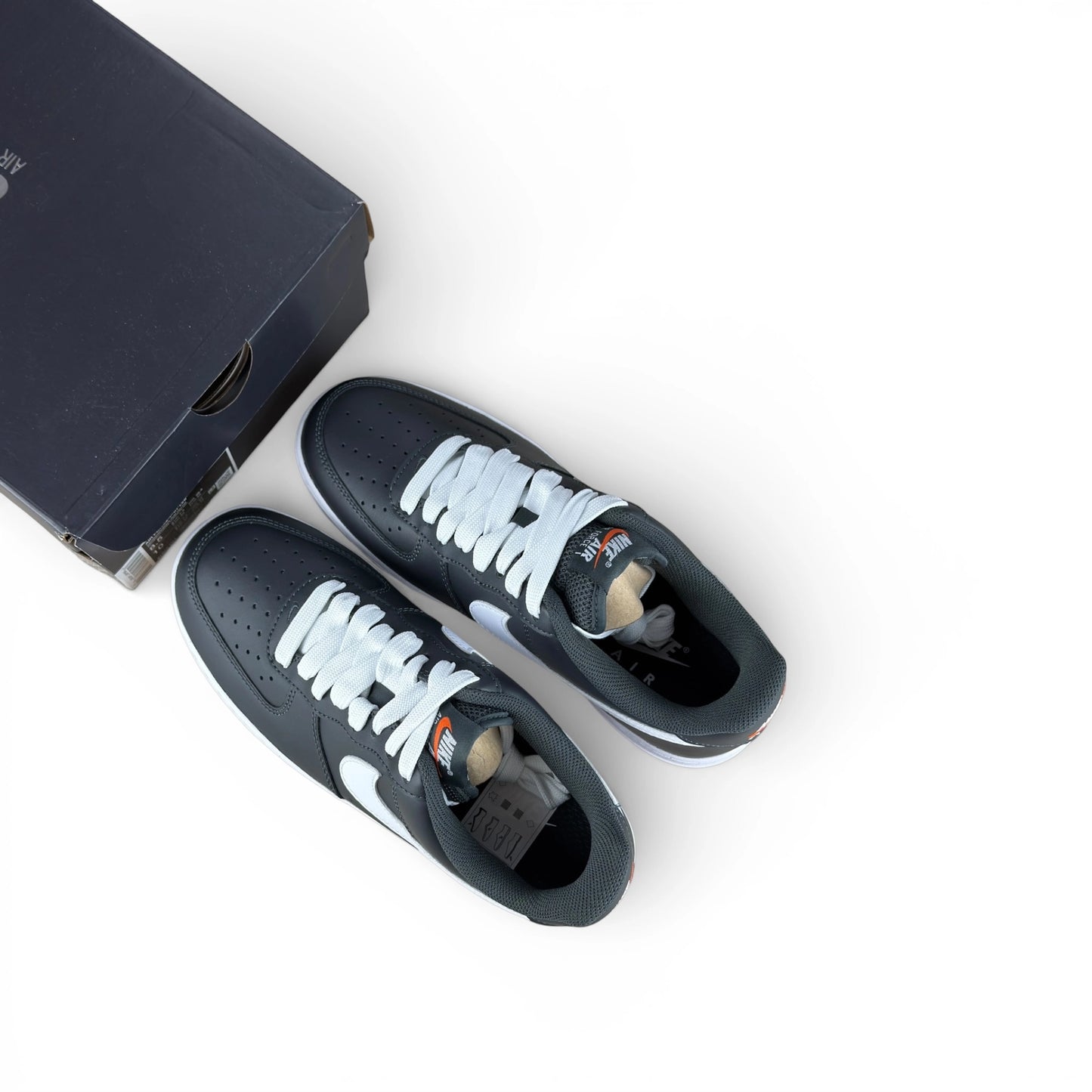 Nike Air Force 1 Low ’07 LV8 Anthracite Gum II7630-001 – EU 42, brand new with original box